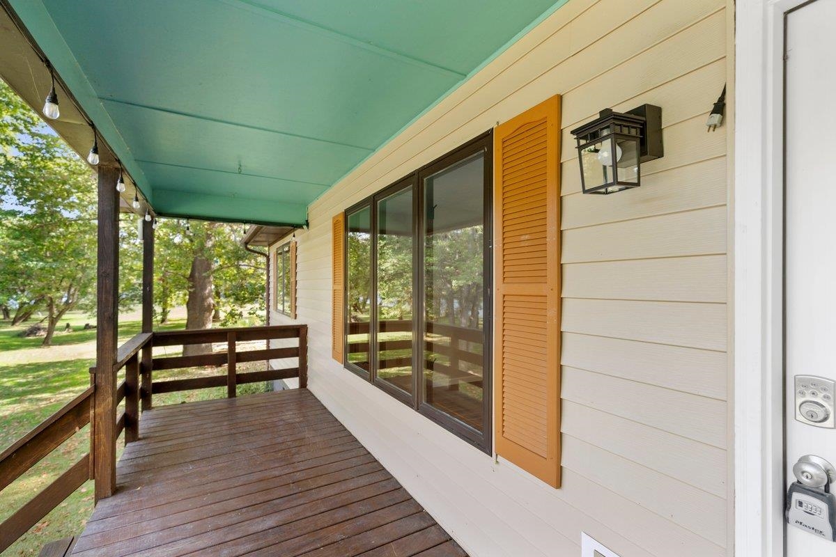 1769 Julia Simpkins Road Allisonia VA 24347