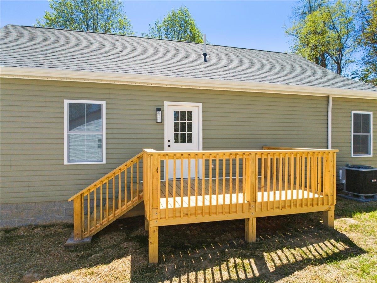 109 Ferry Court Pulaski VA 24301