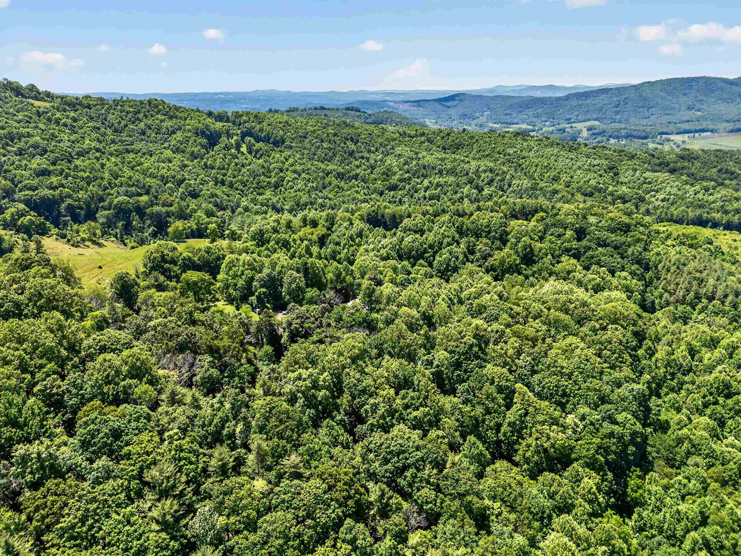 79 Rock Fence Lane Elk Creek VA 24326
