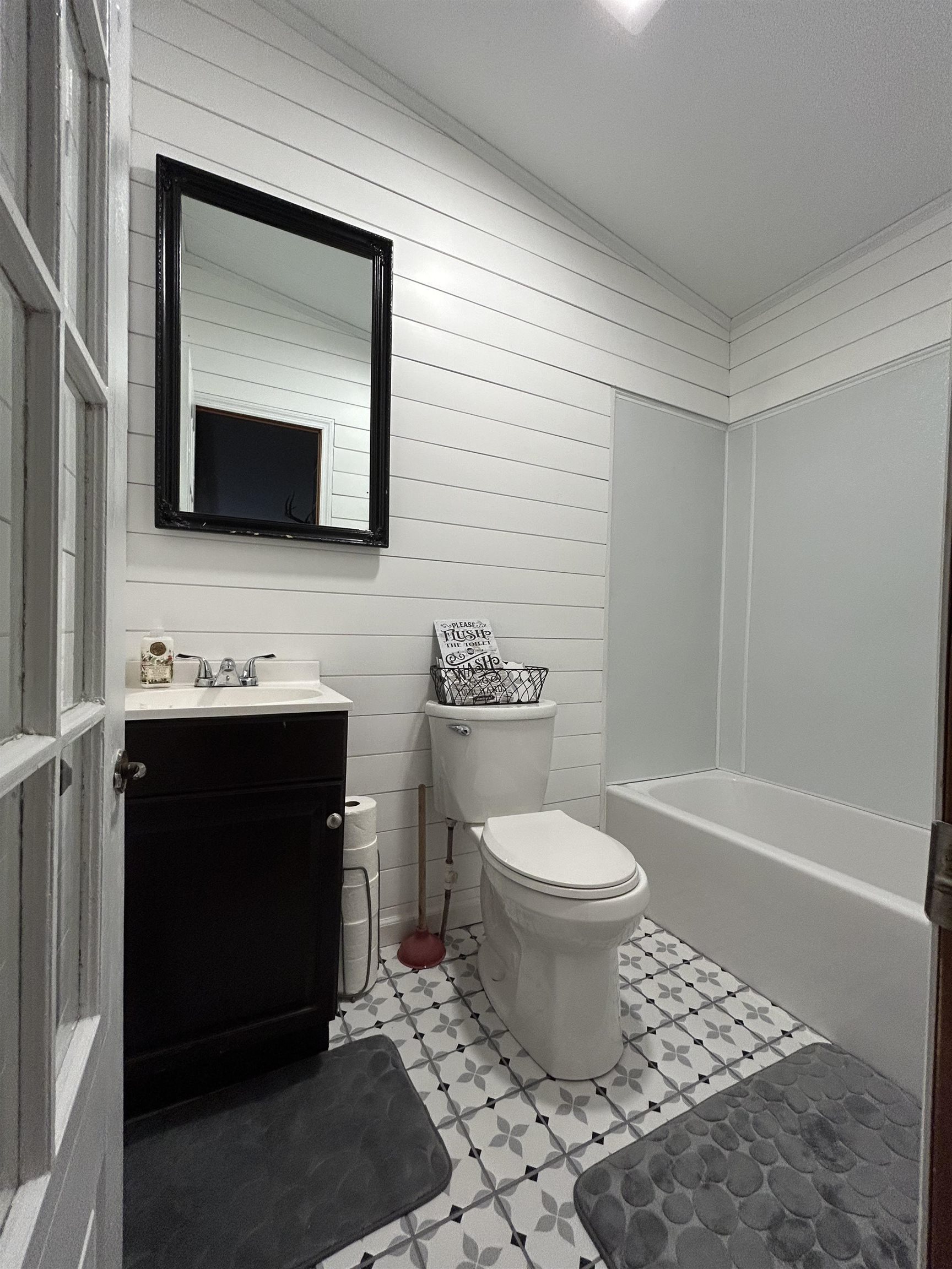 3411 Seneca Hollow Road Elliston VA 24087