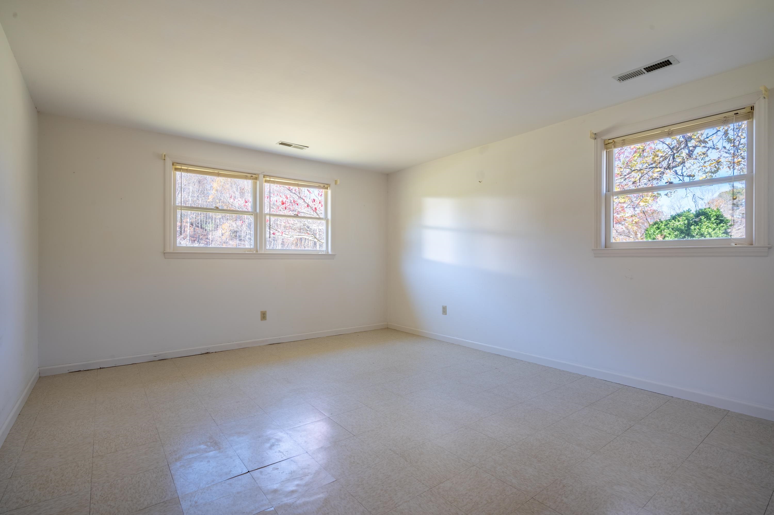 1237 Duncans Chapel Road Willis VA 24380