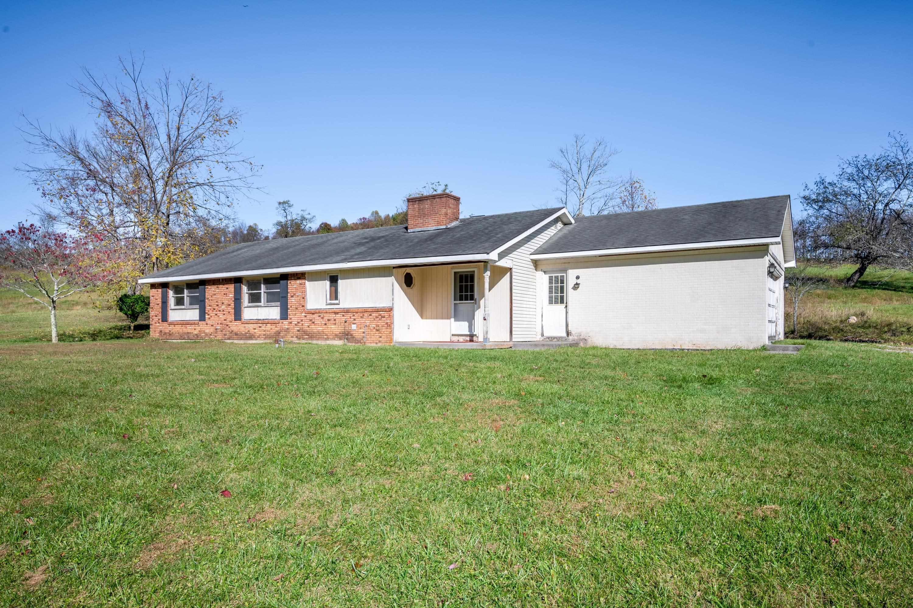 1237 Duncans Chapel Road Willis VA 24380