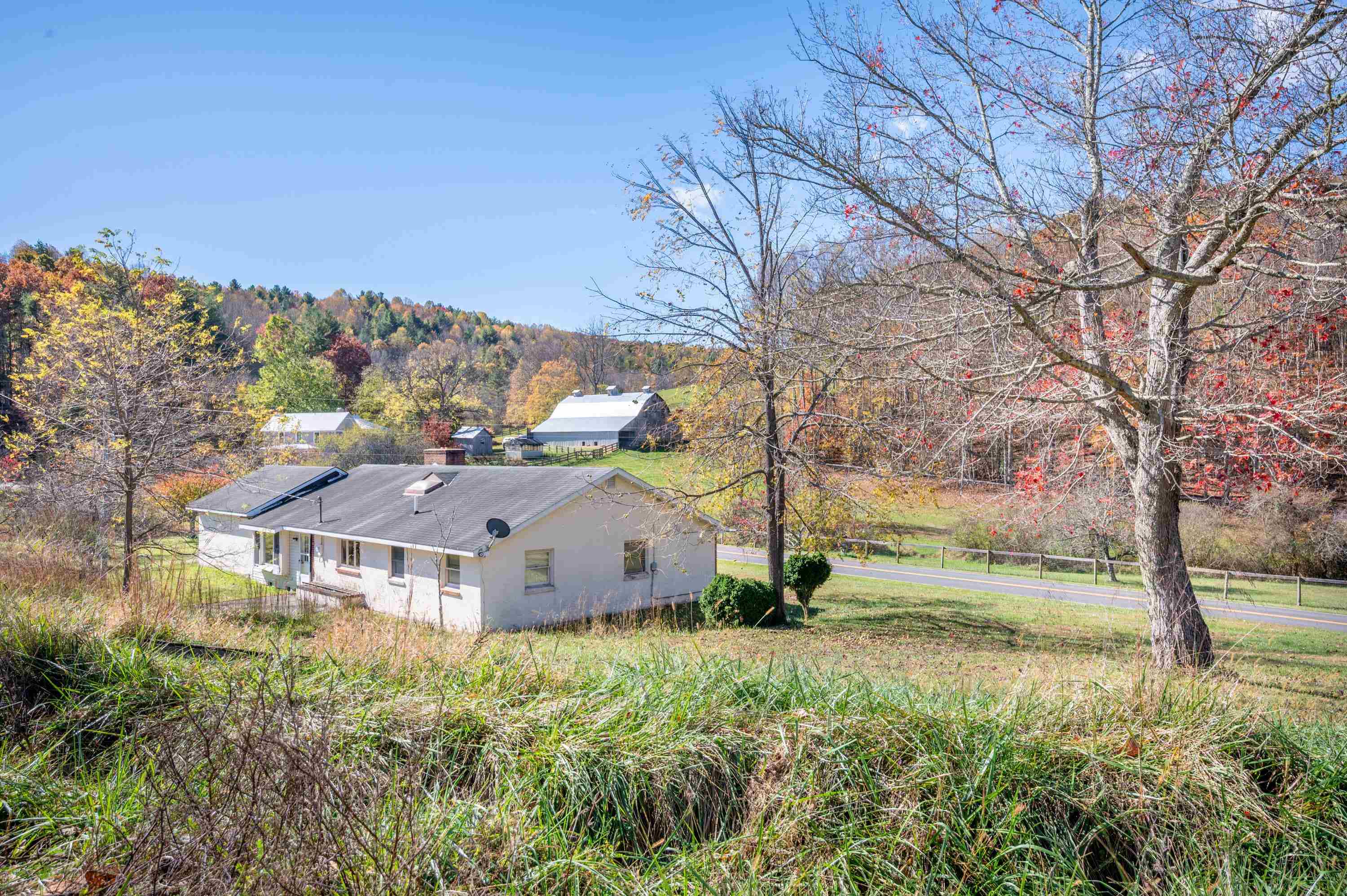 1237 Duncans Chapel Road Willis VA 24380