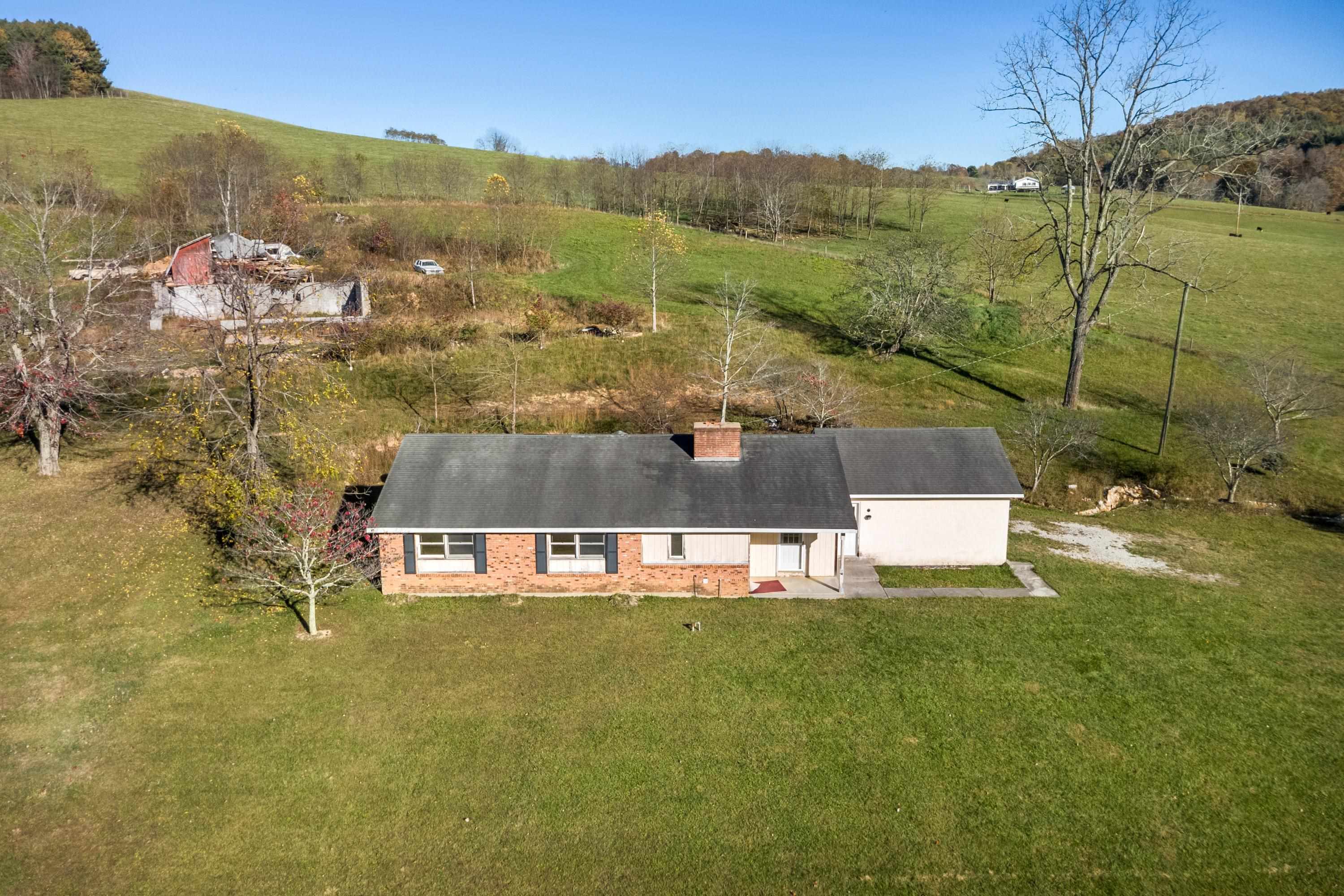 1237 Duncans Chapel Road Willis VA 24380