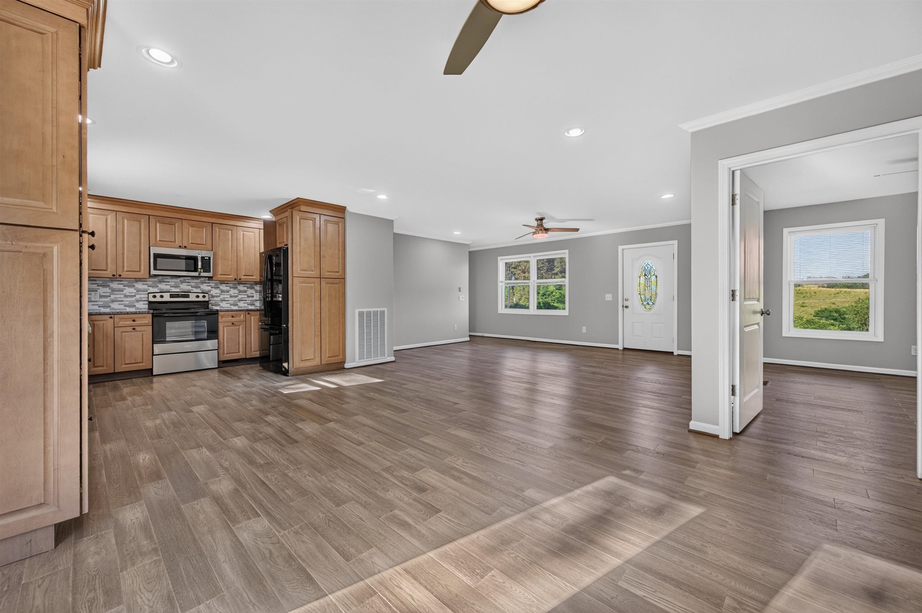3554 Greenhouse Road Hiwassee VA 24347