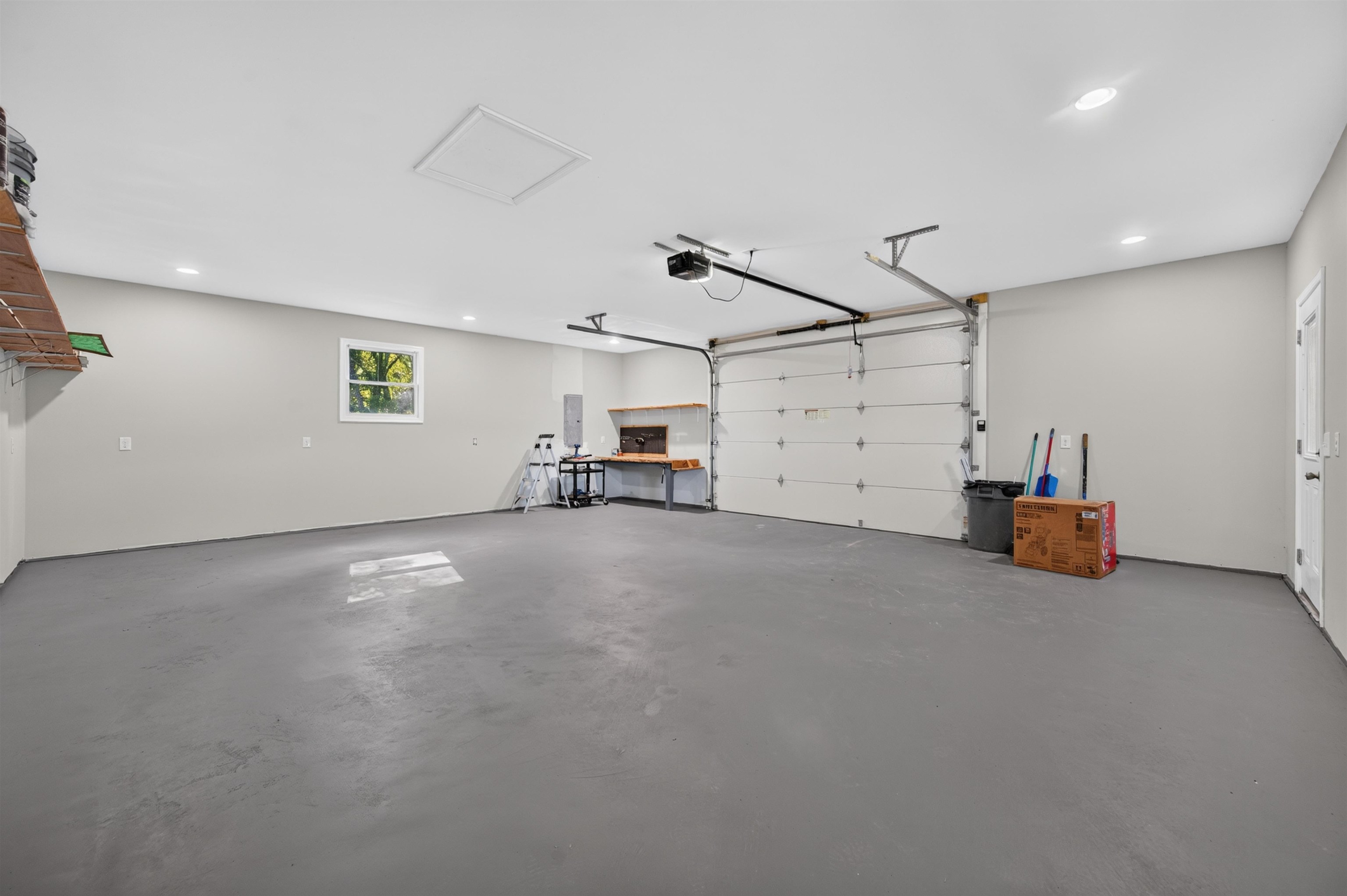 3554 Greenhouse Road Hiwassee VA 24347