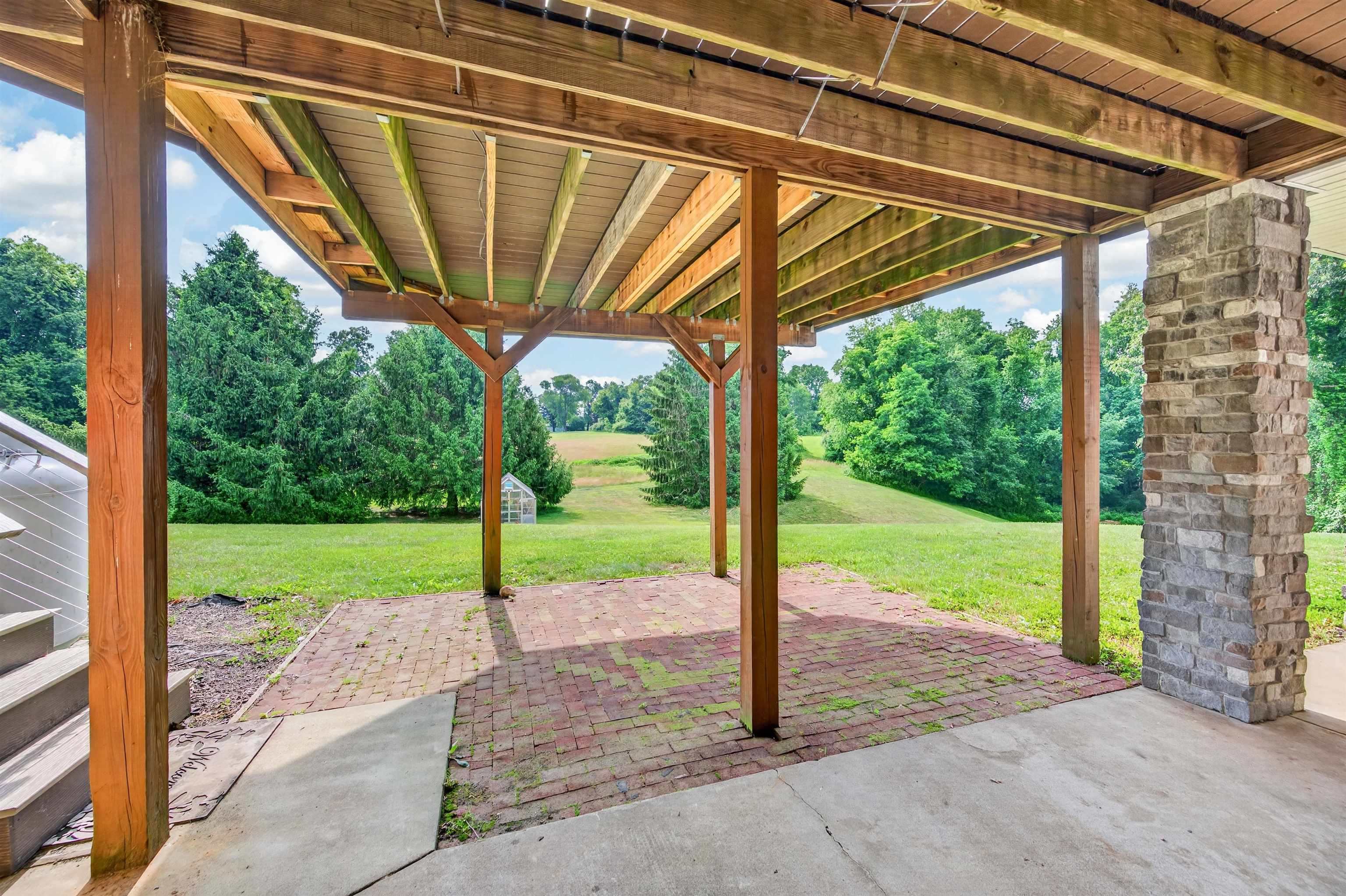 1210 Valley View Drive Pearisburg VA 24134