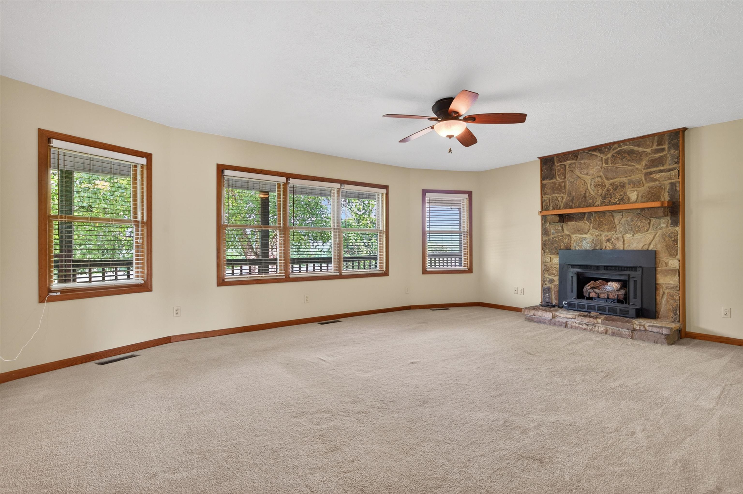 1210 Valley View Drive Pearisburg VA 24134