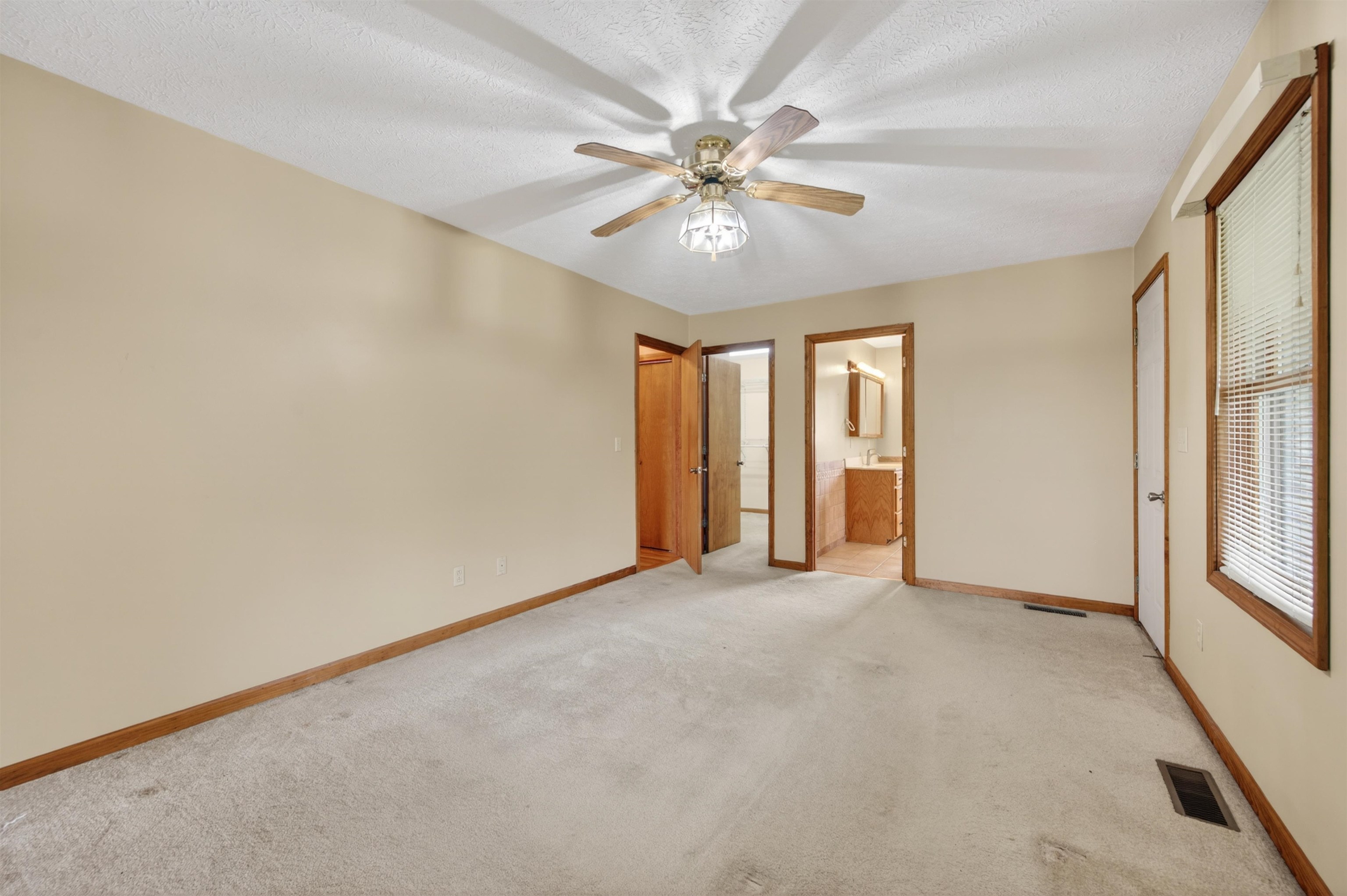 1210 Valley View Drive Pearisburg VA 24134
