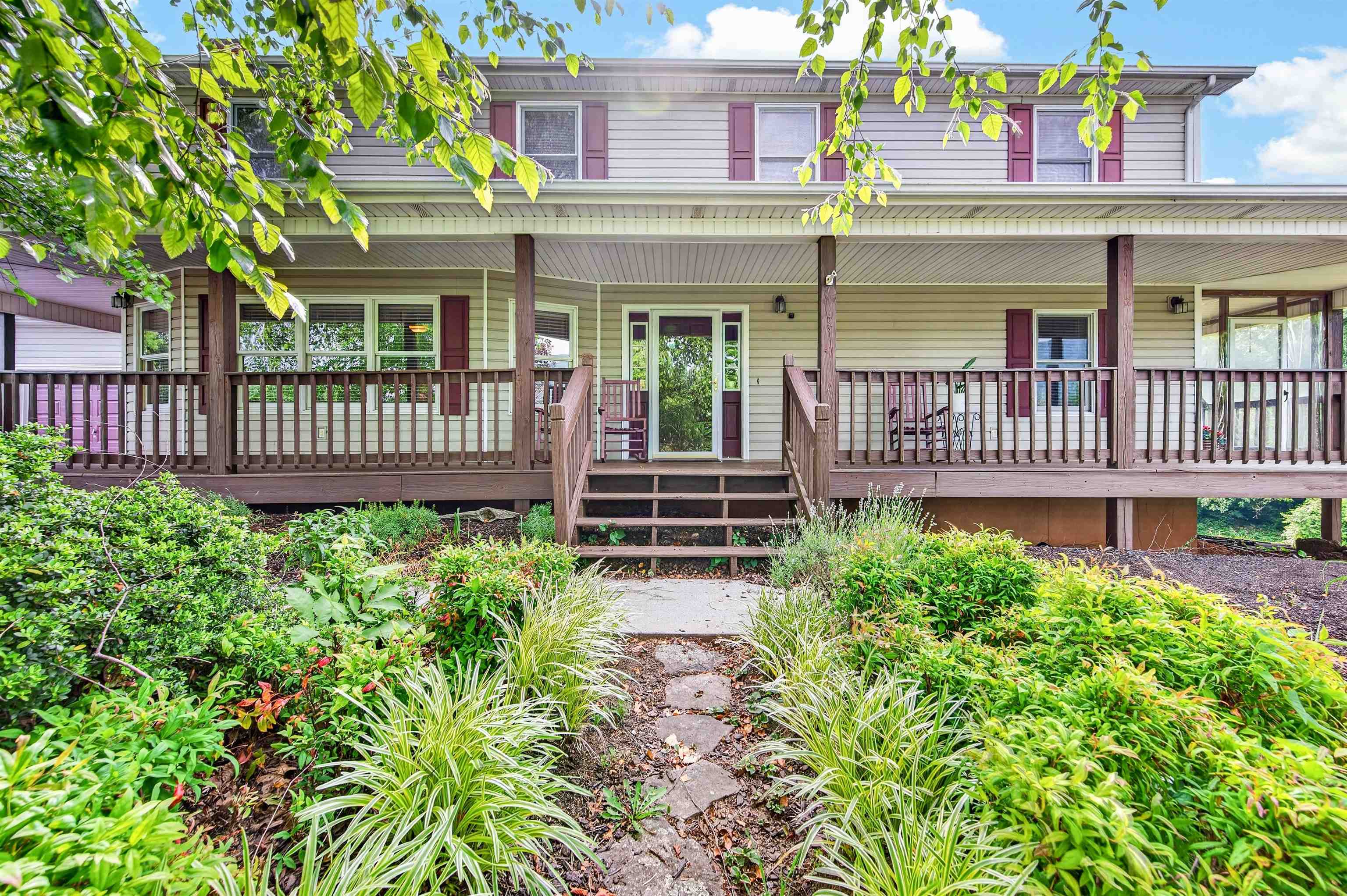 1210 Valley View Drive Pearisburg VA 24134