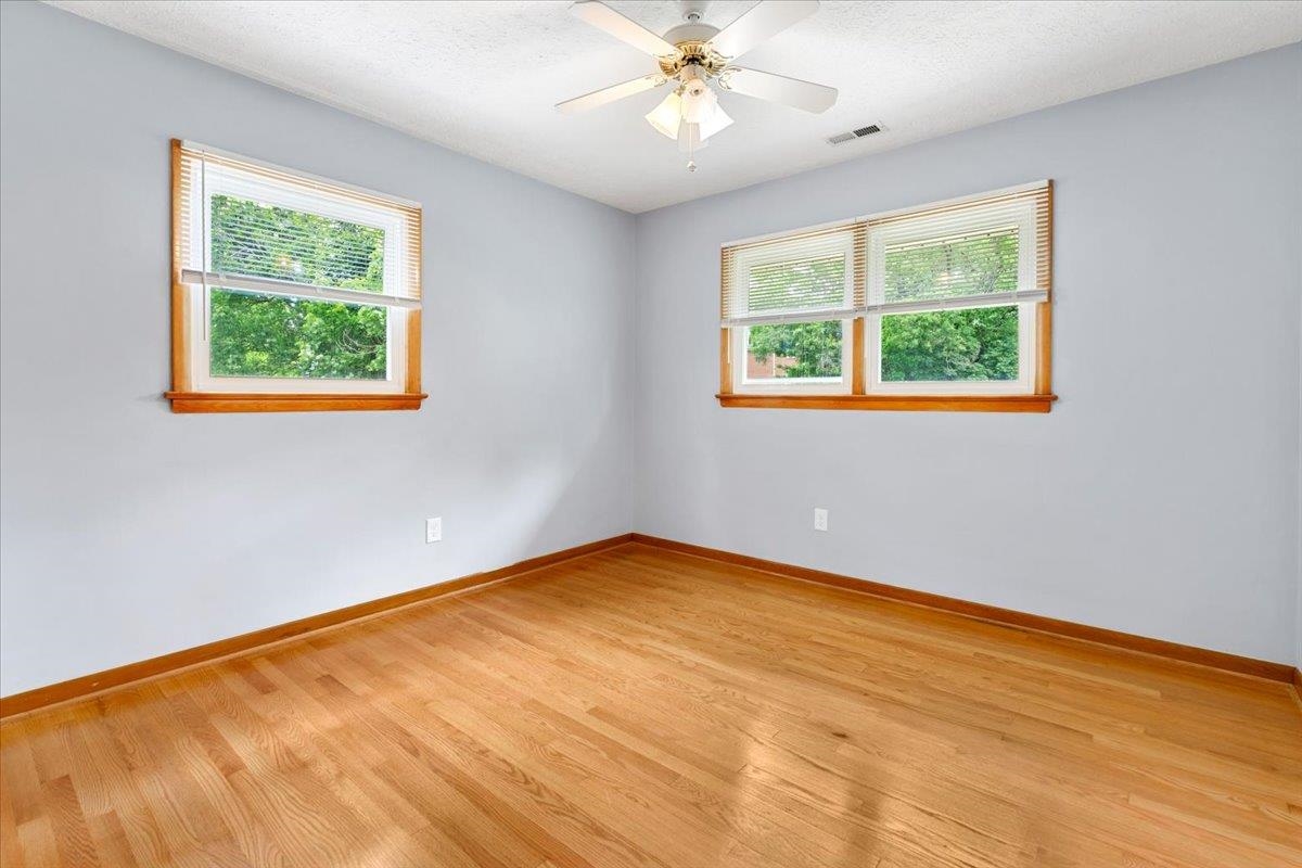 6016 Belspring Road Fairlawn VA 24141
