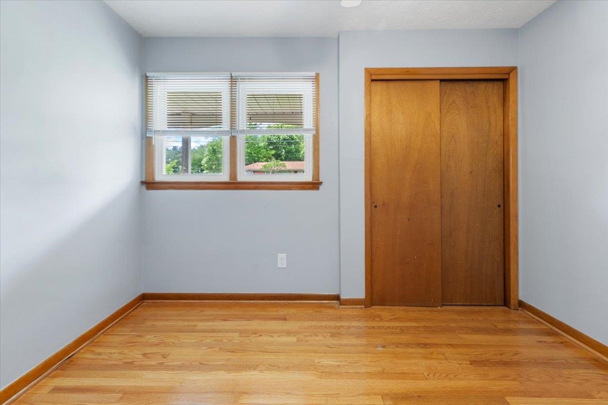 6016 Belspring Road Fairlawn VA 24141
