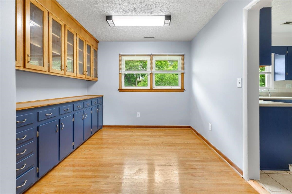 6016 Belspring Road Fairlawn VA 24141