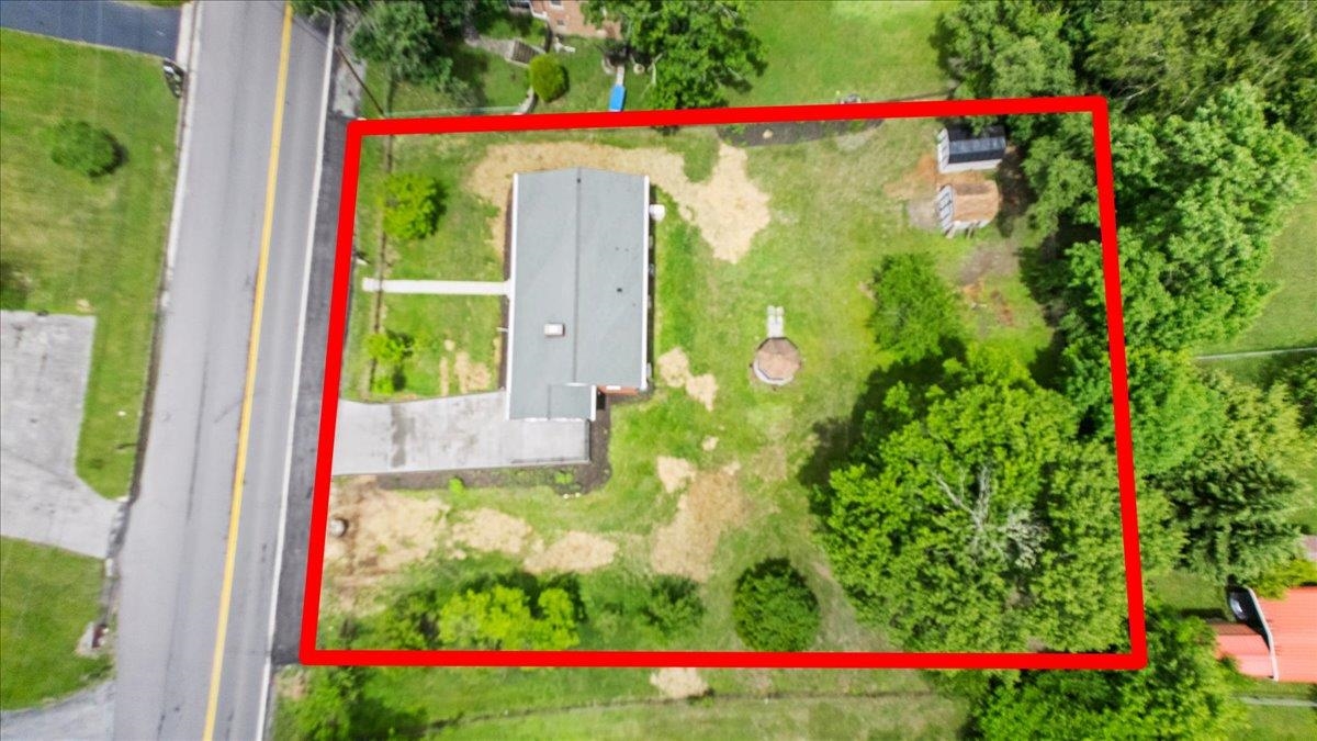 6016 Belspring Road Fairlawn VA 24141
