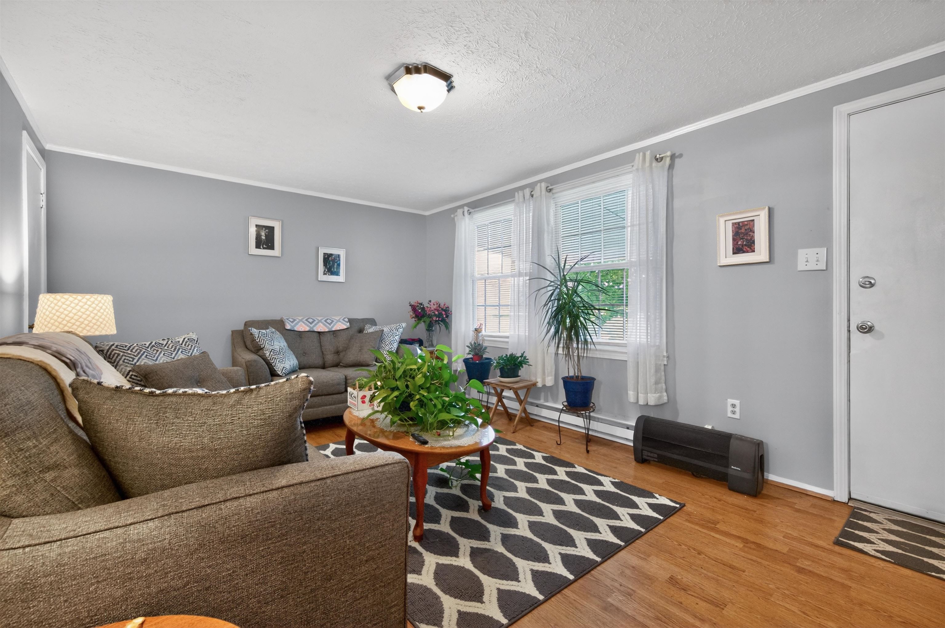270 S. 14th Street Wytheville VA 24382