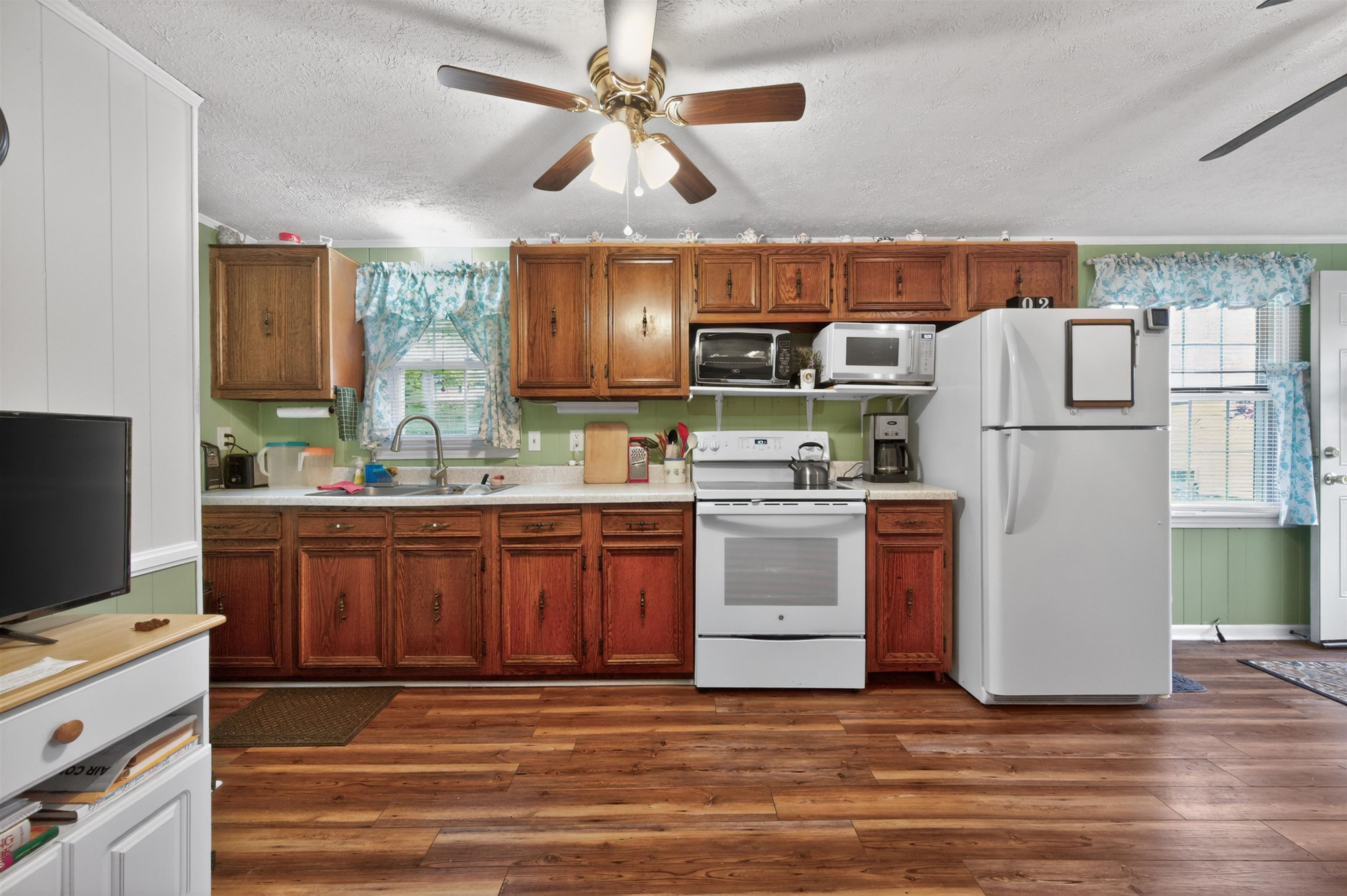 270 S. 14th Street Wytheville VA 24382