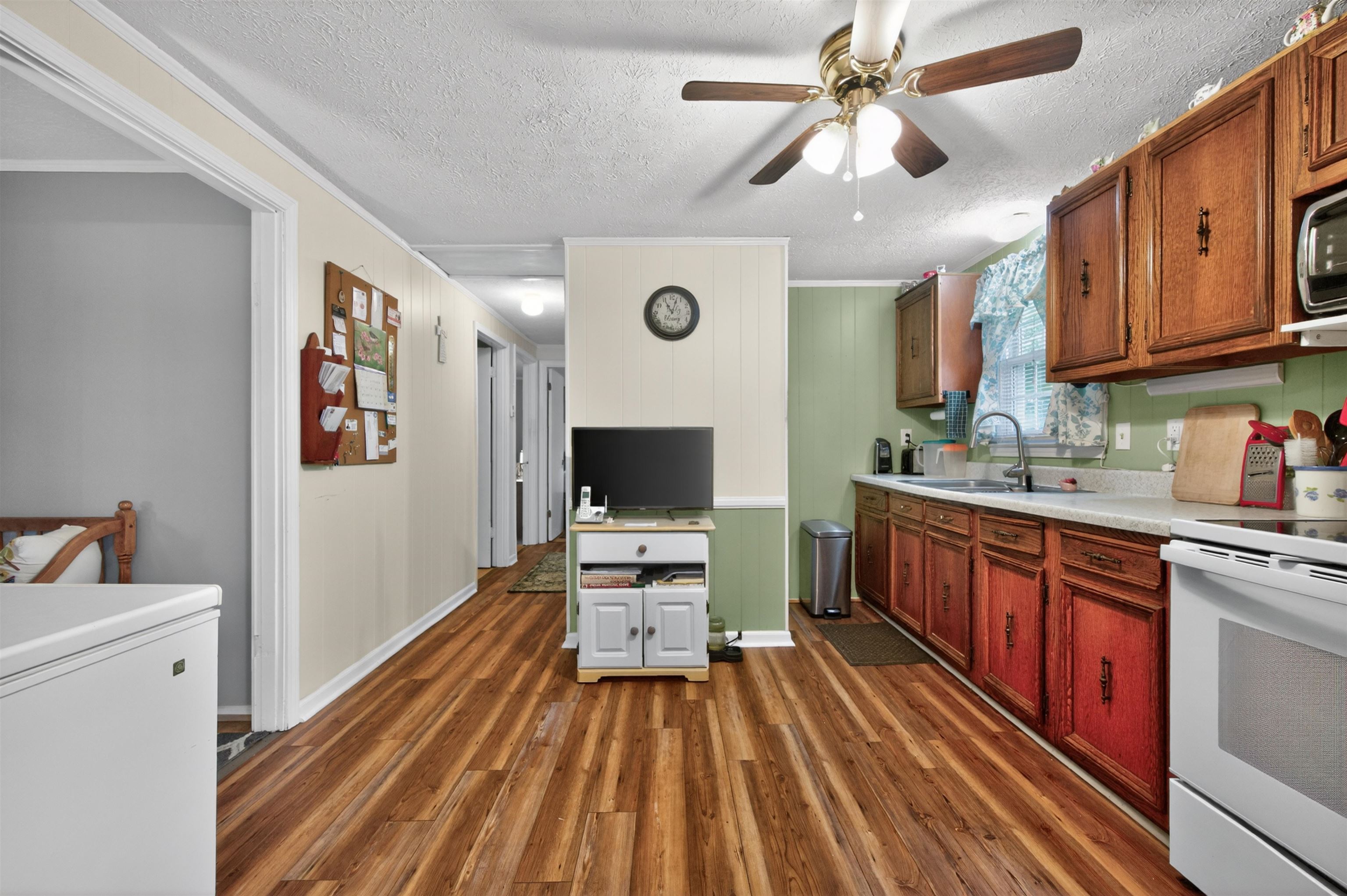 270 S. 14th Street Wytheville VA 24382