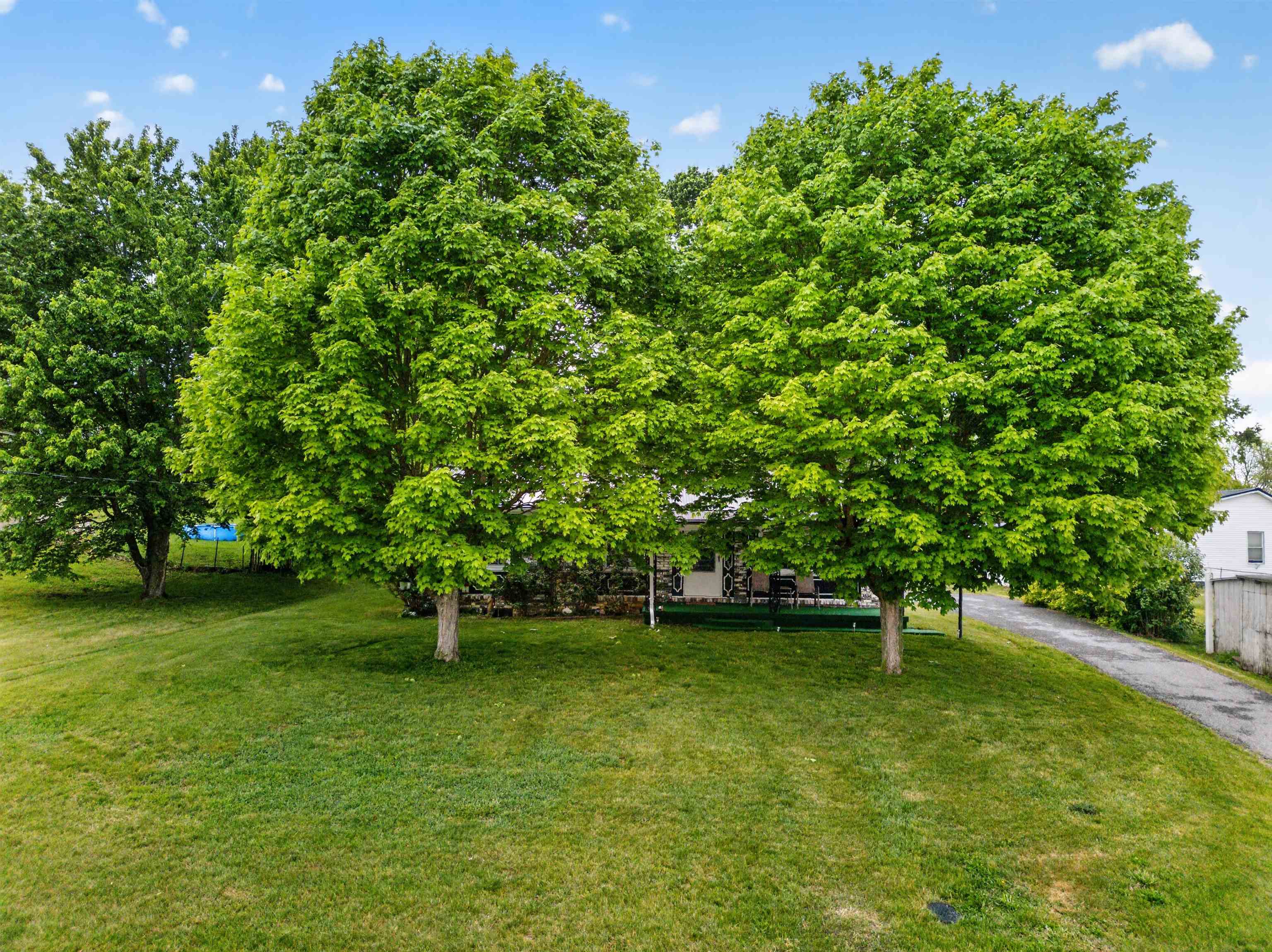 270 S. 14th Street Wytheville VA 24382
