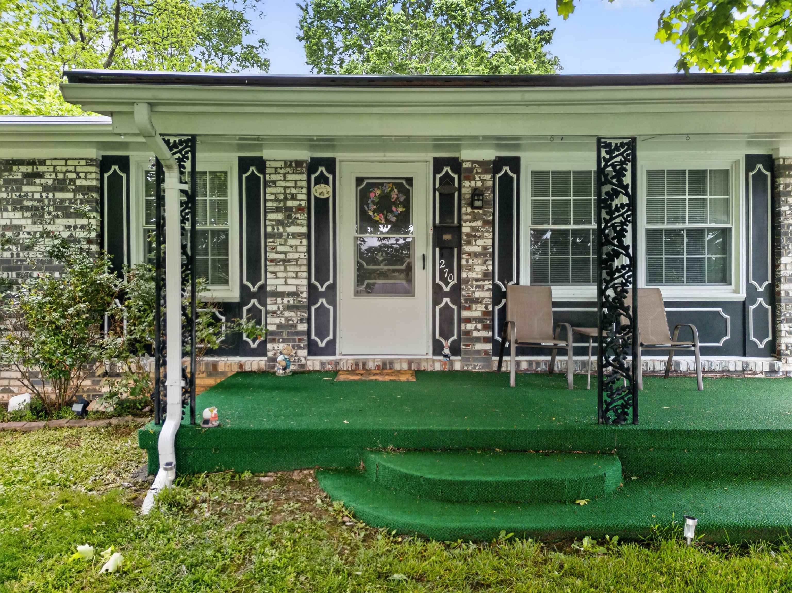 270 S. 14th Street Wytheville VA 24382
