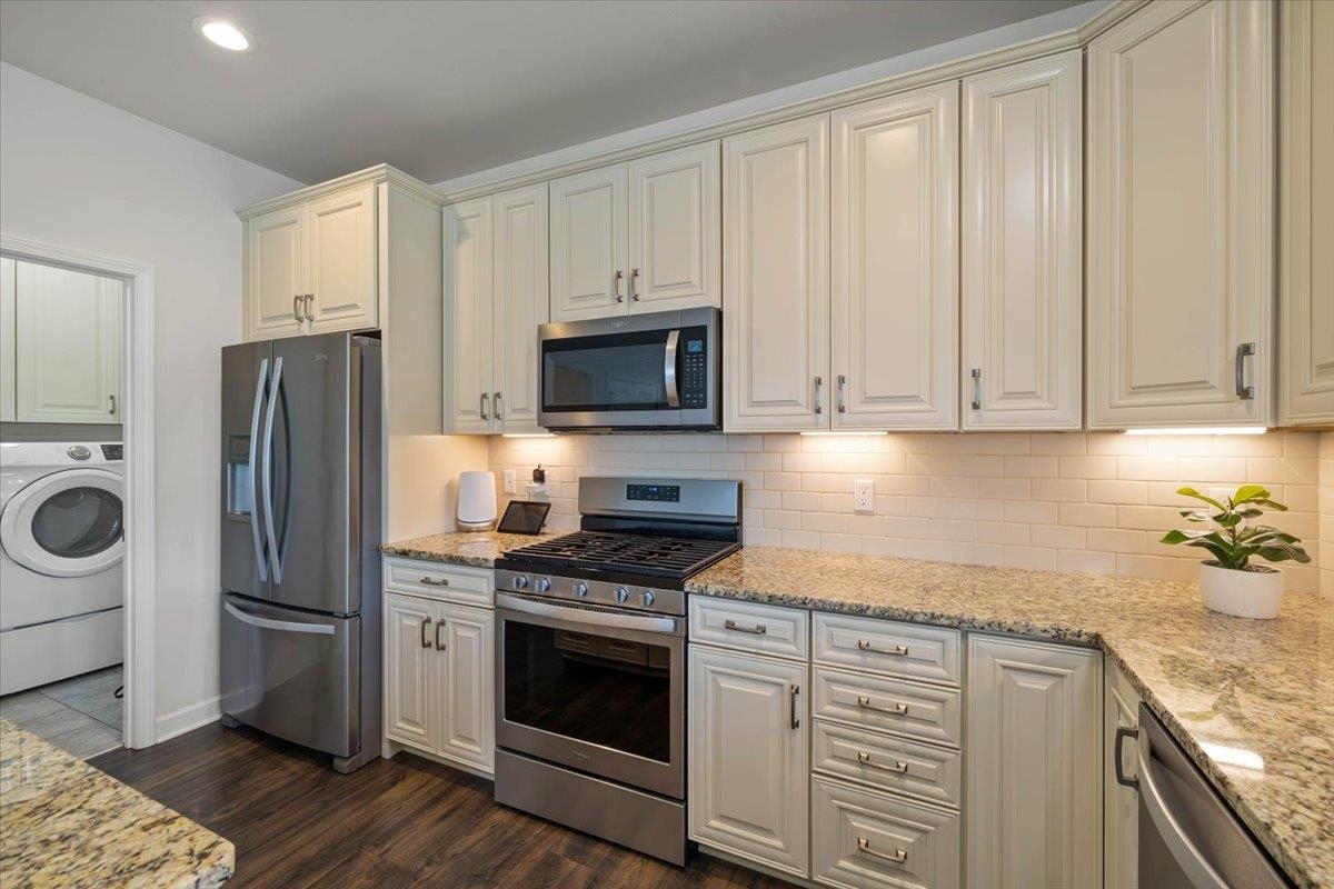 870 Jefferson Circle Christiansburg VA 24073