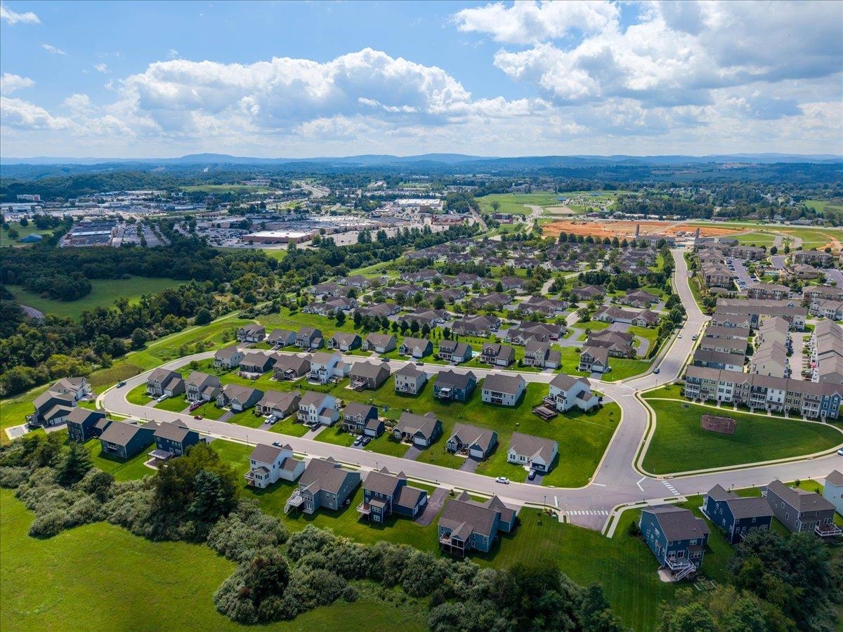870 Jefferson Circle Christiansburg VA 24073
