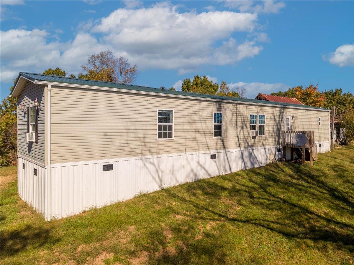 3848 Chestnut Ridge Road Pulaski VA 24301