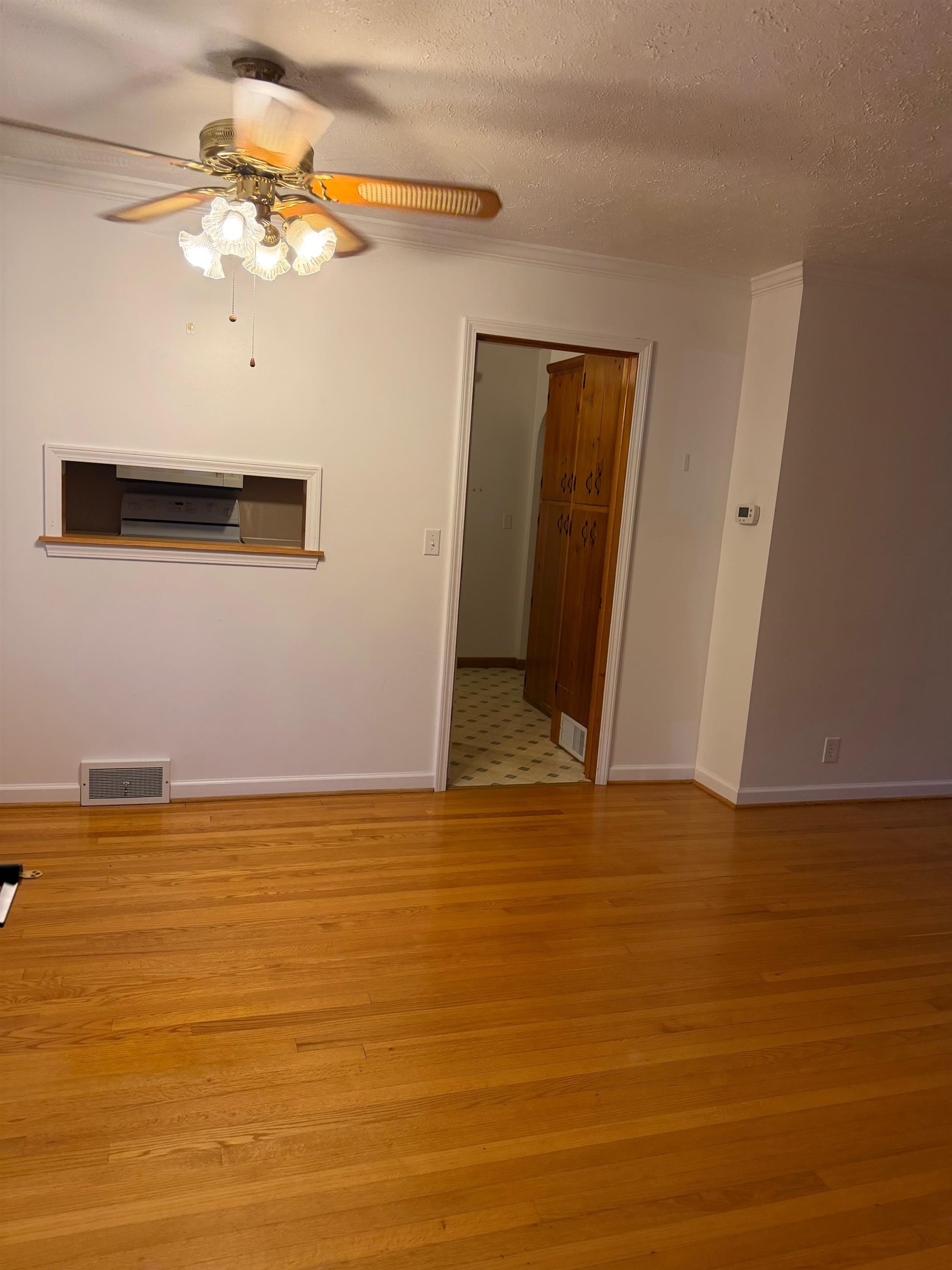404 Wolf Street Narrows VA 24124