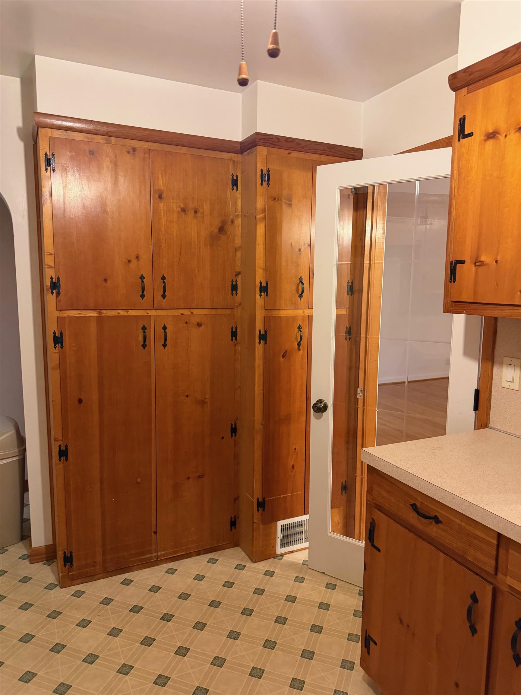 404 Wolf Street Narrows VA 24124