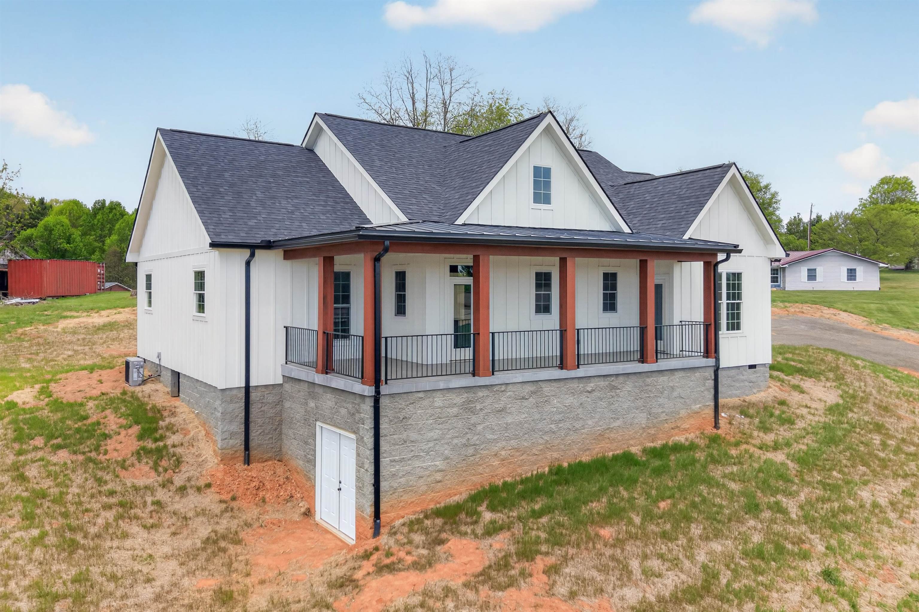 99 Moore Lane Galax VA 24333