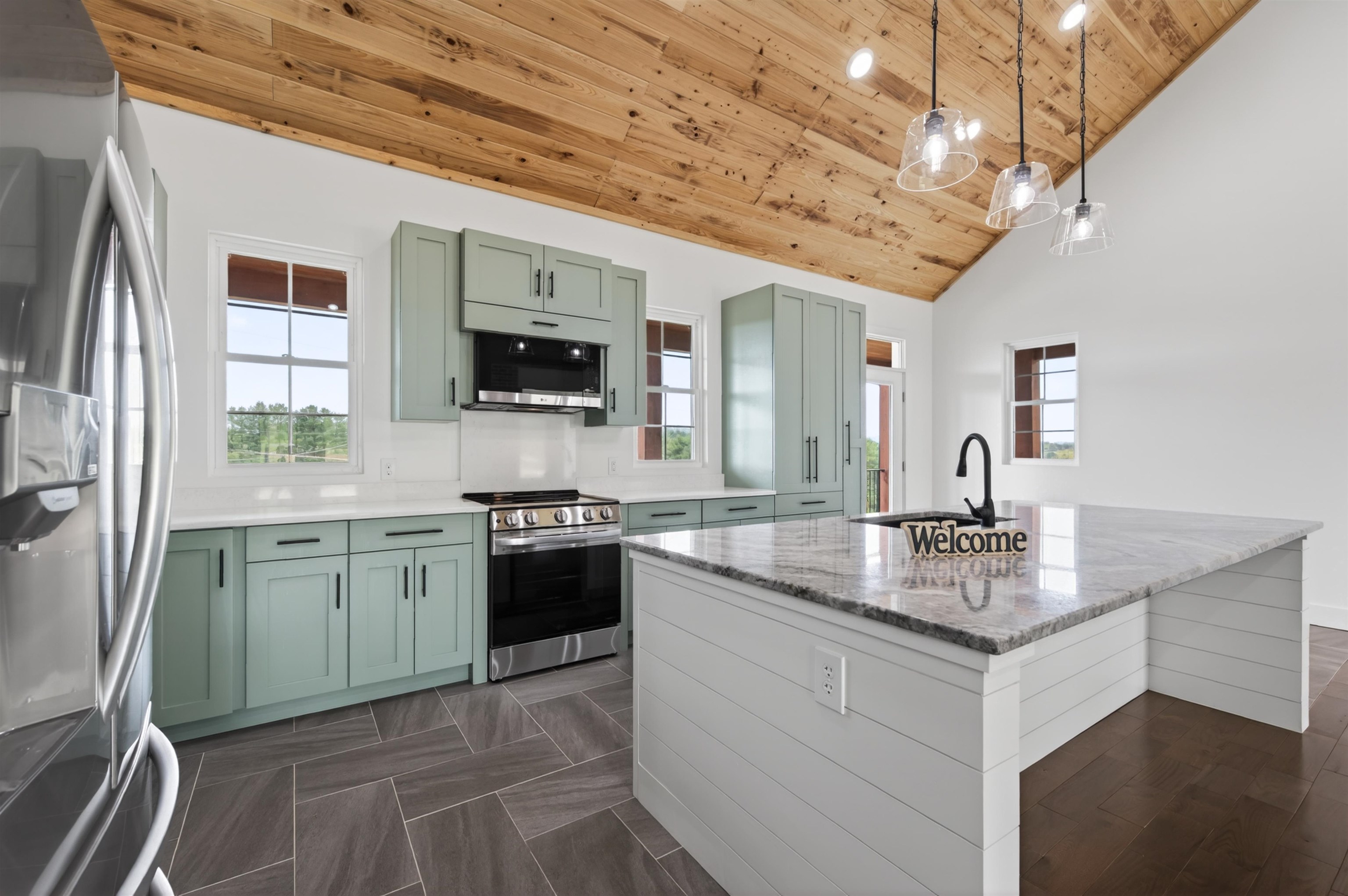 99 Moore Lane Galax VA 24333