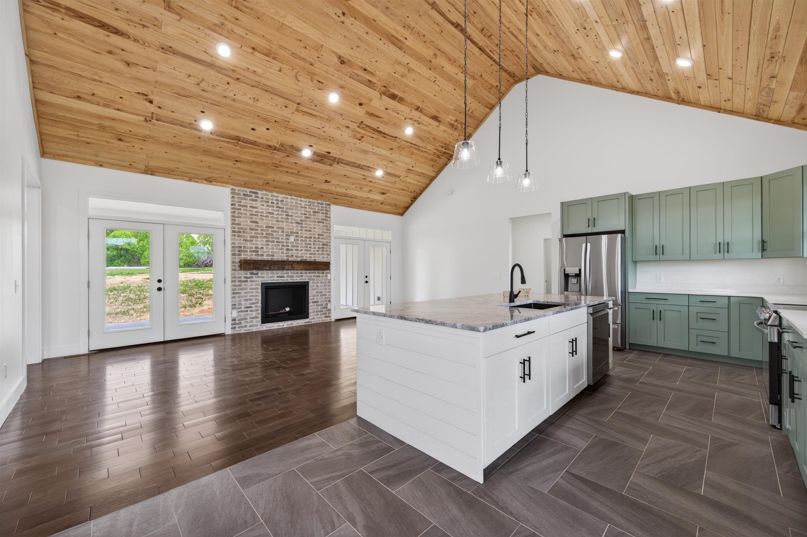 99 Moore Lane Galax VA 24333