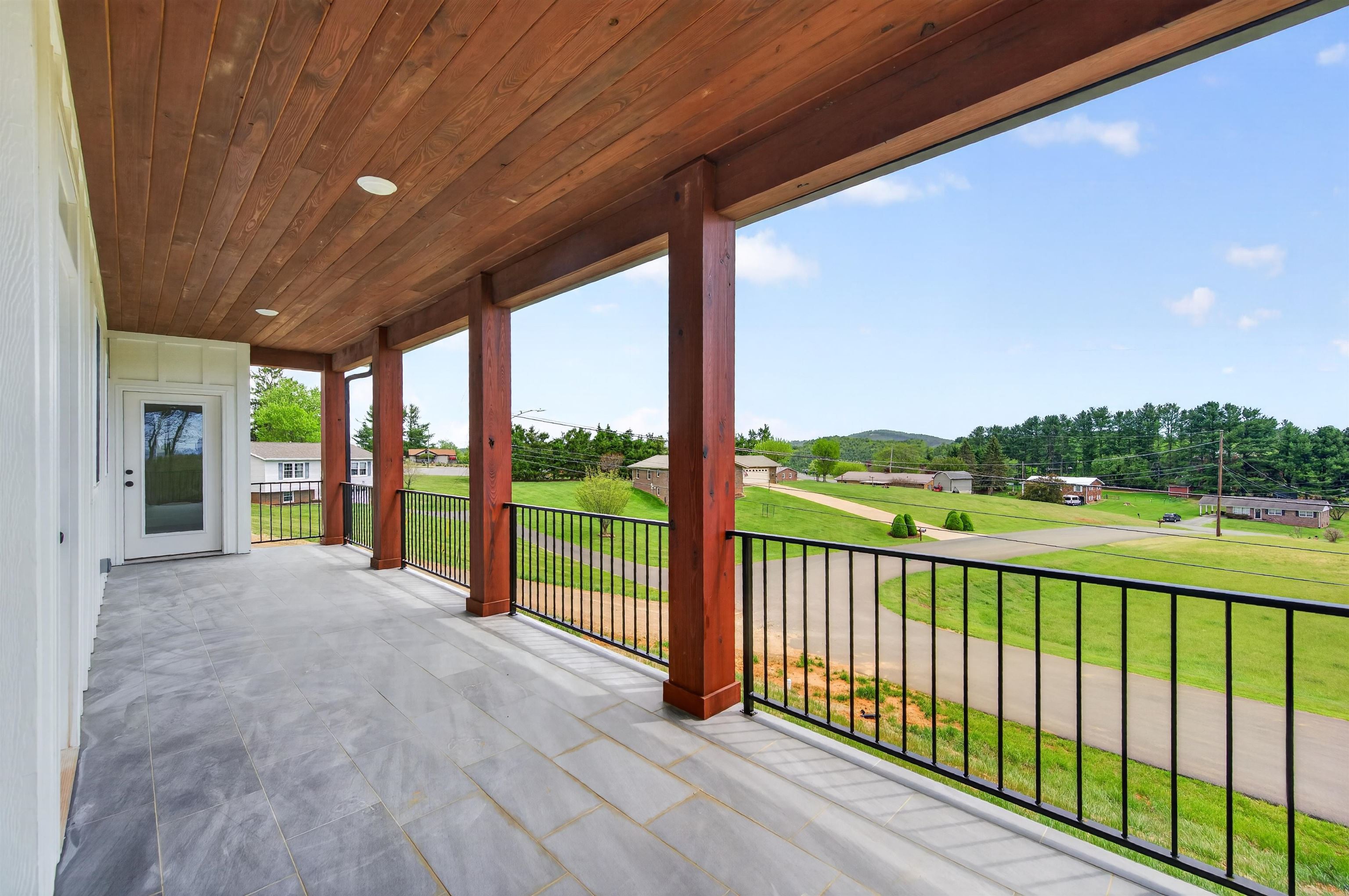 99 Moore Lane Galax VA 24333
