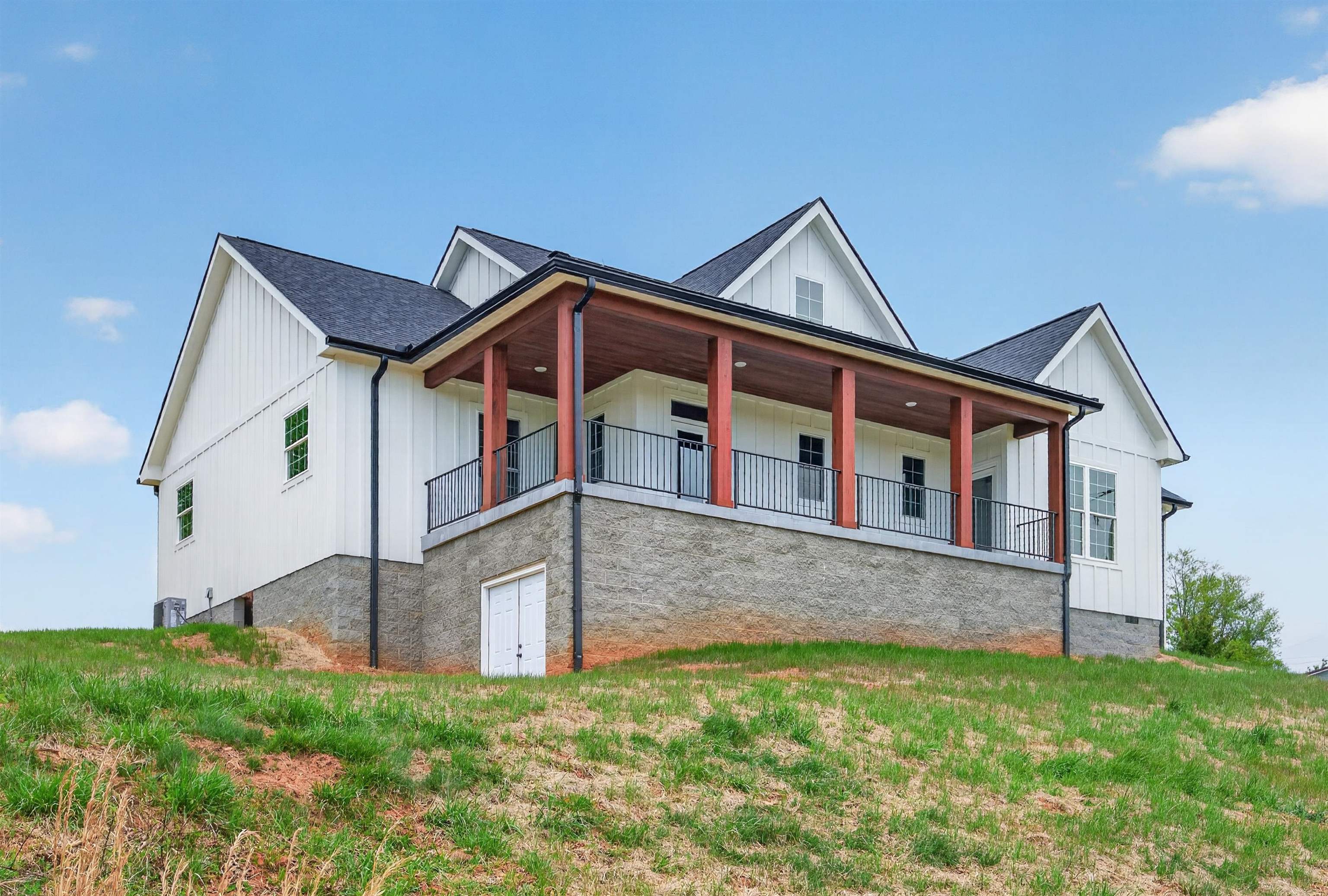 99 Moore Lane Galax VA 24333