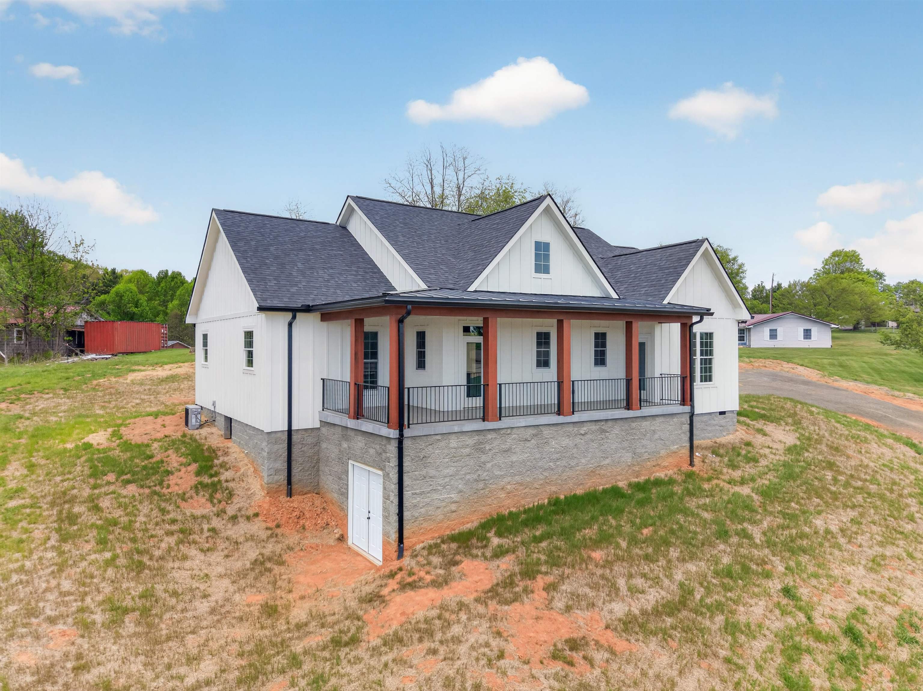 99 Moore Lane Galax VA 24333