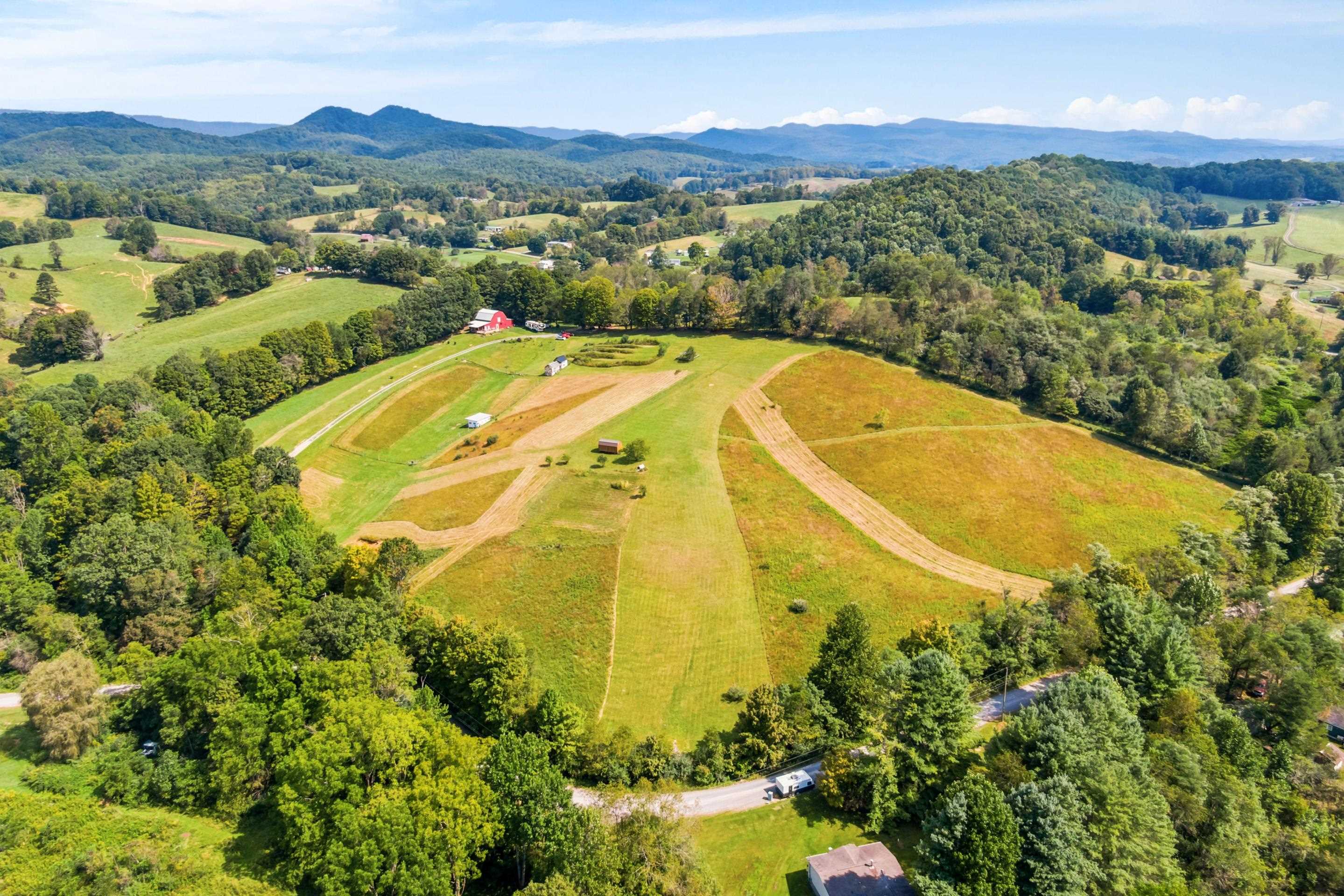 301 Tickle Pink Lane Rural Retreat VA 24368