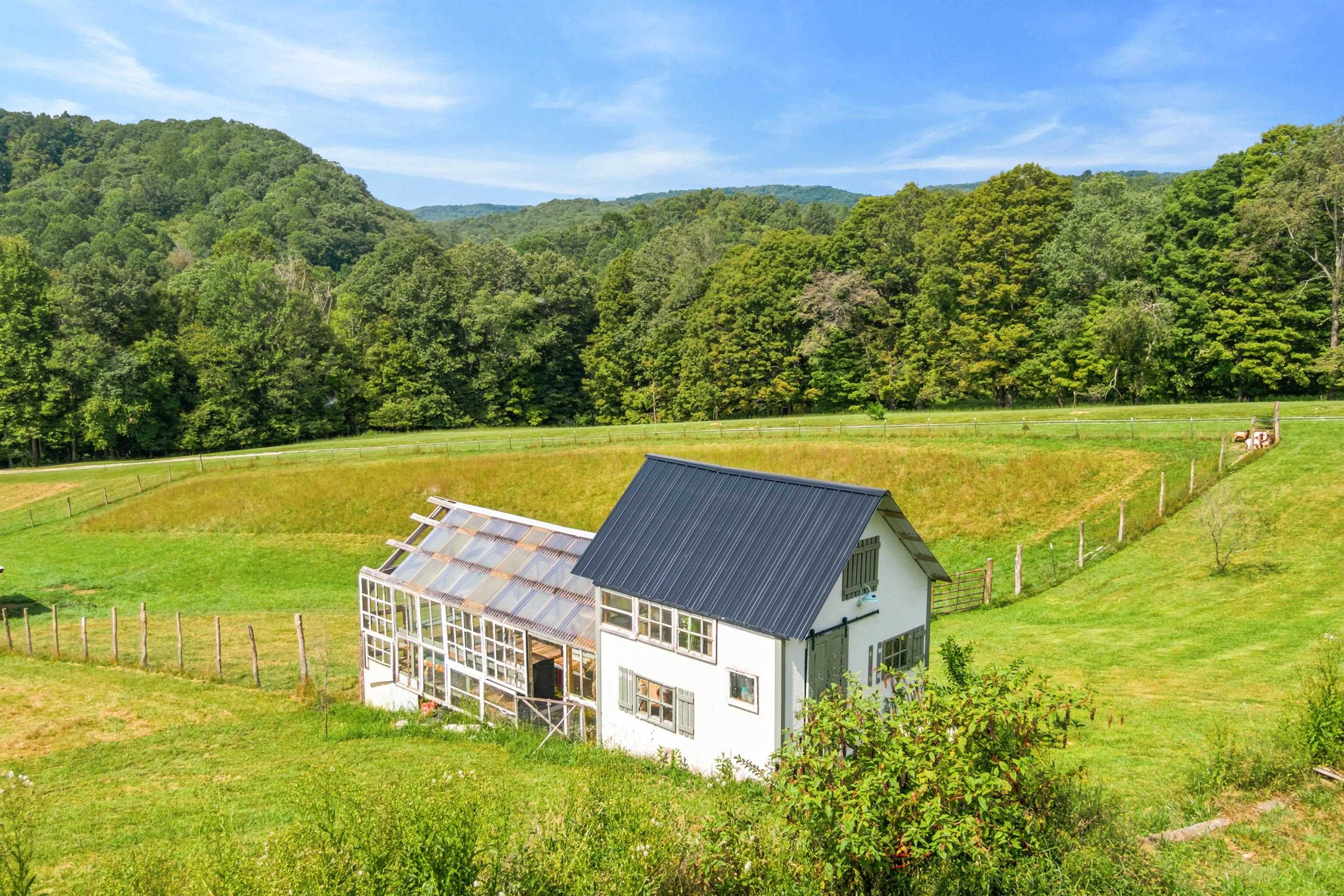 301 Tickle Pink Lane Rural Retreat VA 24368
