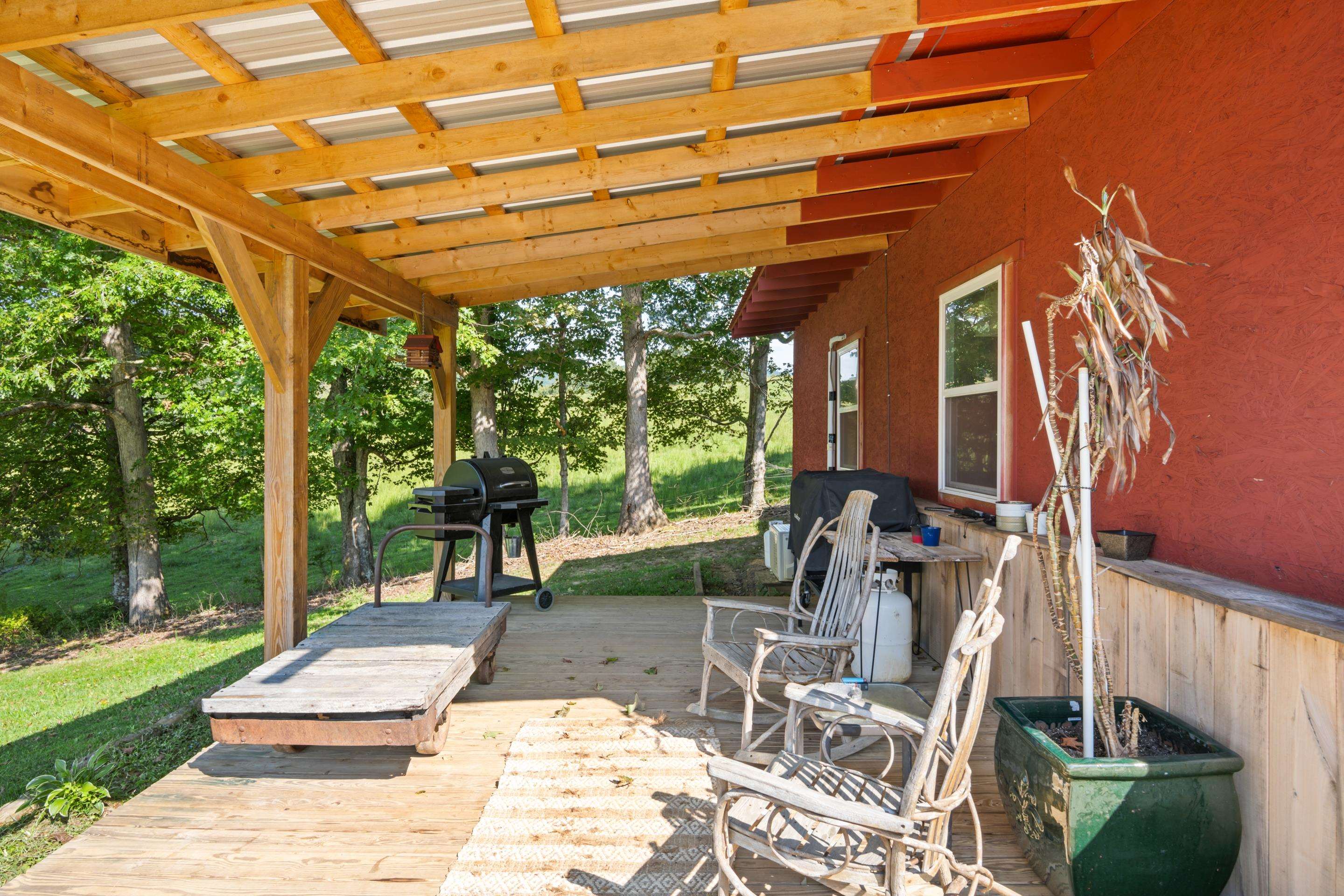 301 Tickle Pink Lane Rural Retreat VA 24368