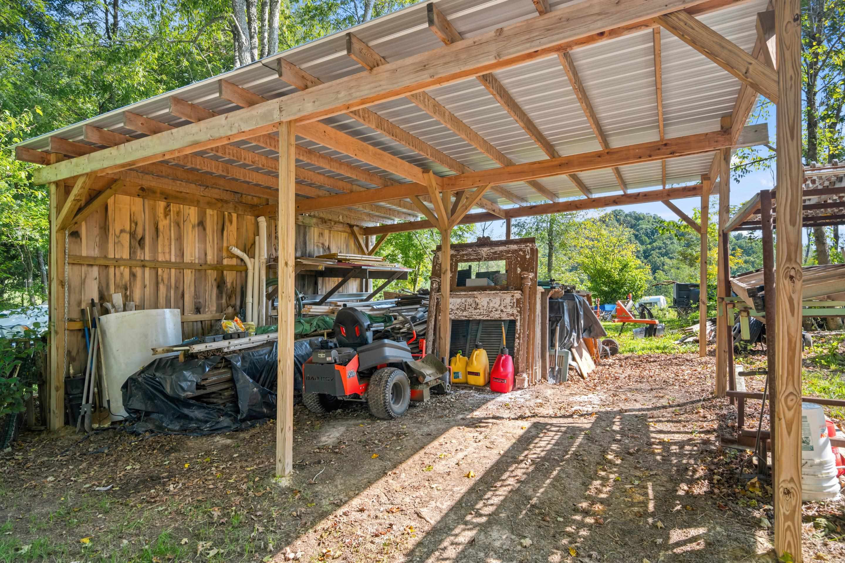301 Tickle Pink Lane Rural Retreat VA 24368