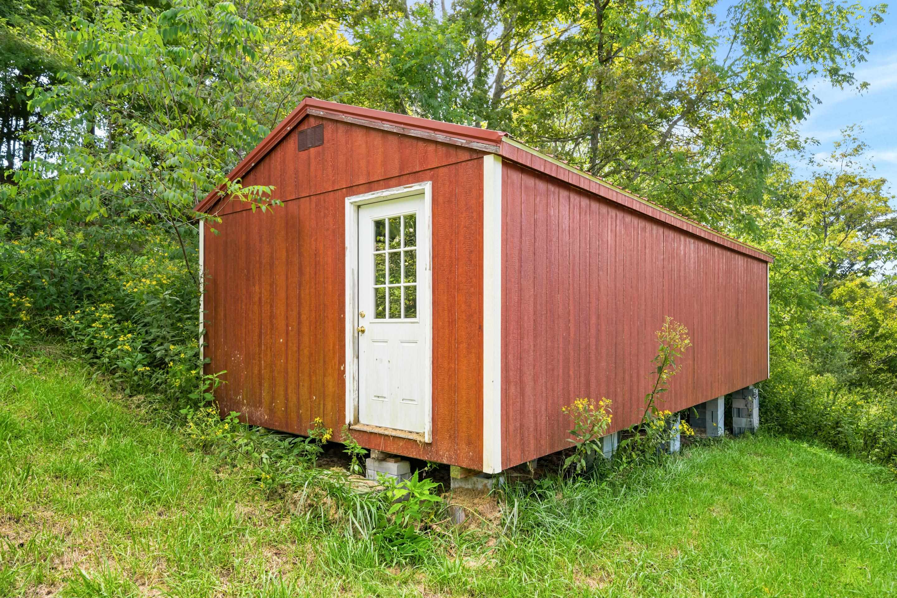 301 Tickle Pink Lane Rural Retreat VA 24368