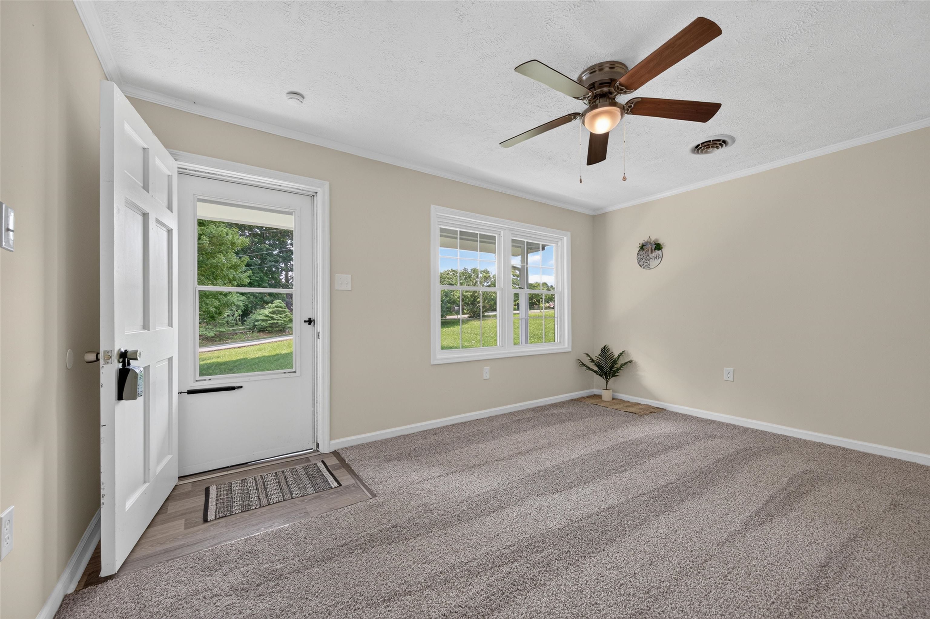 77 Amelia Drive Hillsville VA 24343