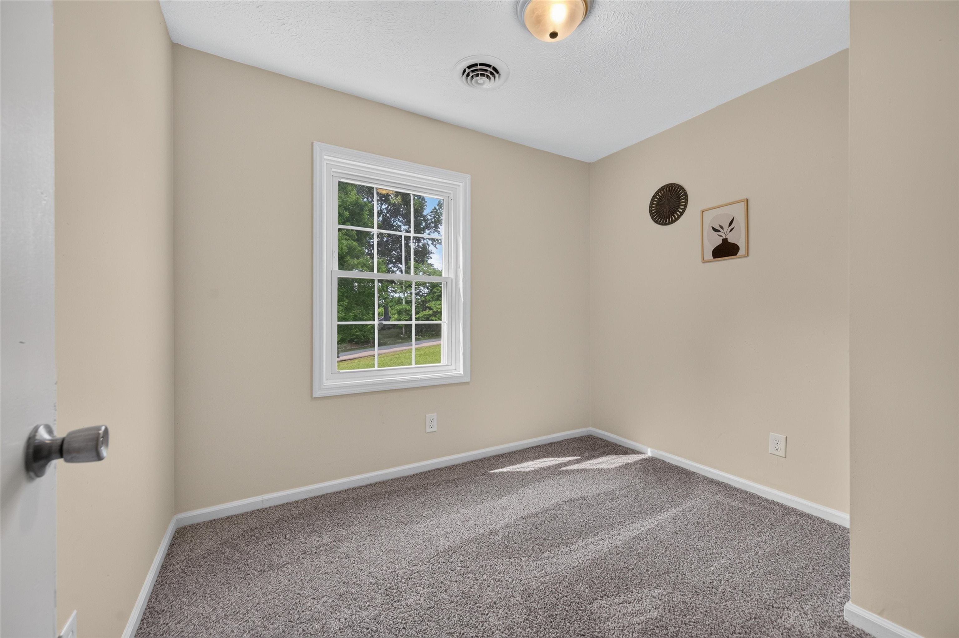 77 Amelia Drive Hillsville VA 24343