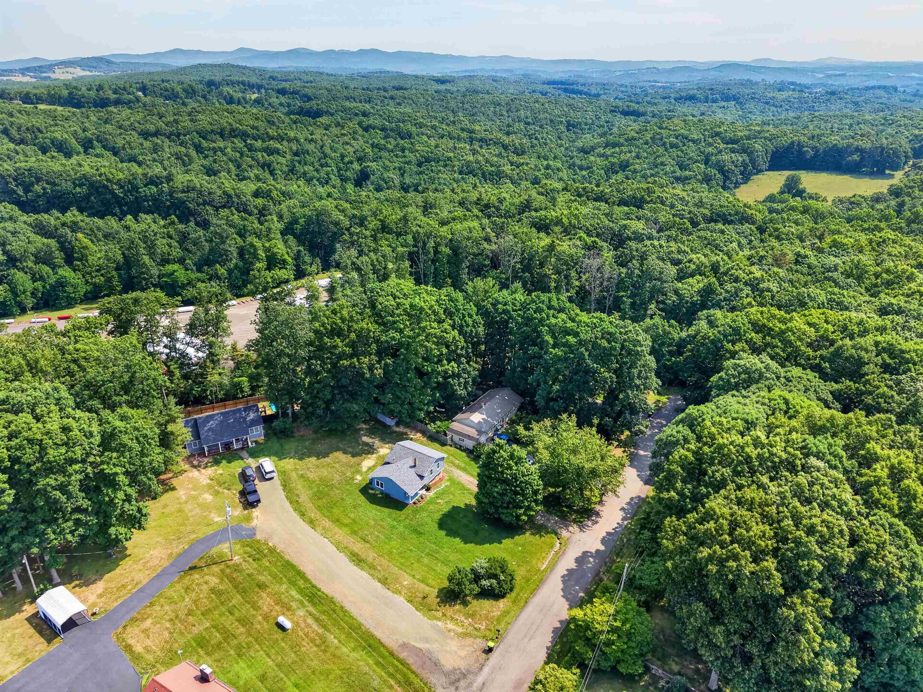 77 Amelia Drive Hillsville VA 24343