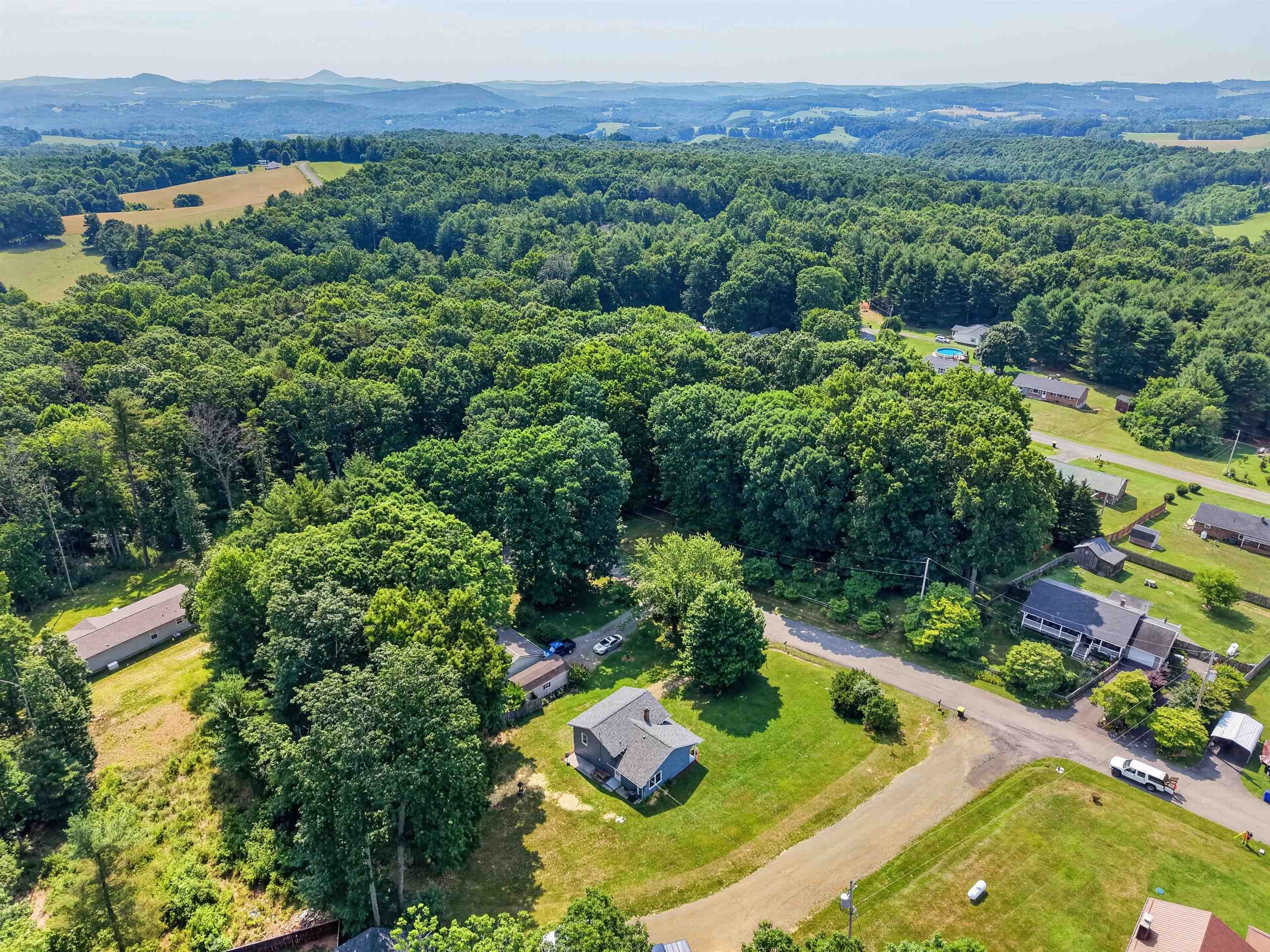 77 Amelia Drive Hillsville VA 24343