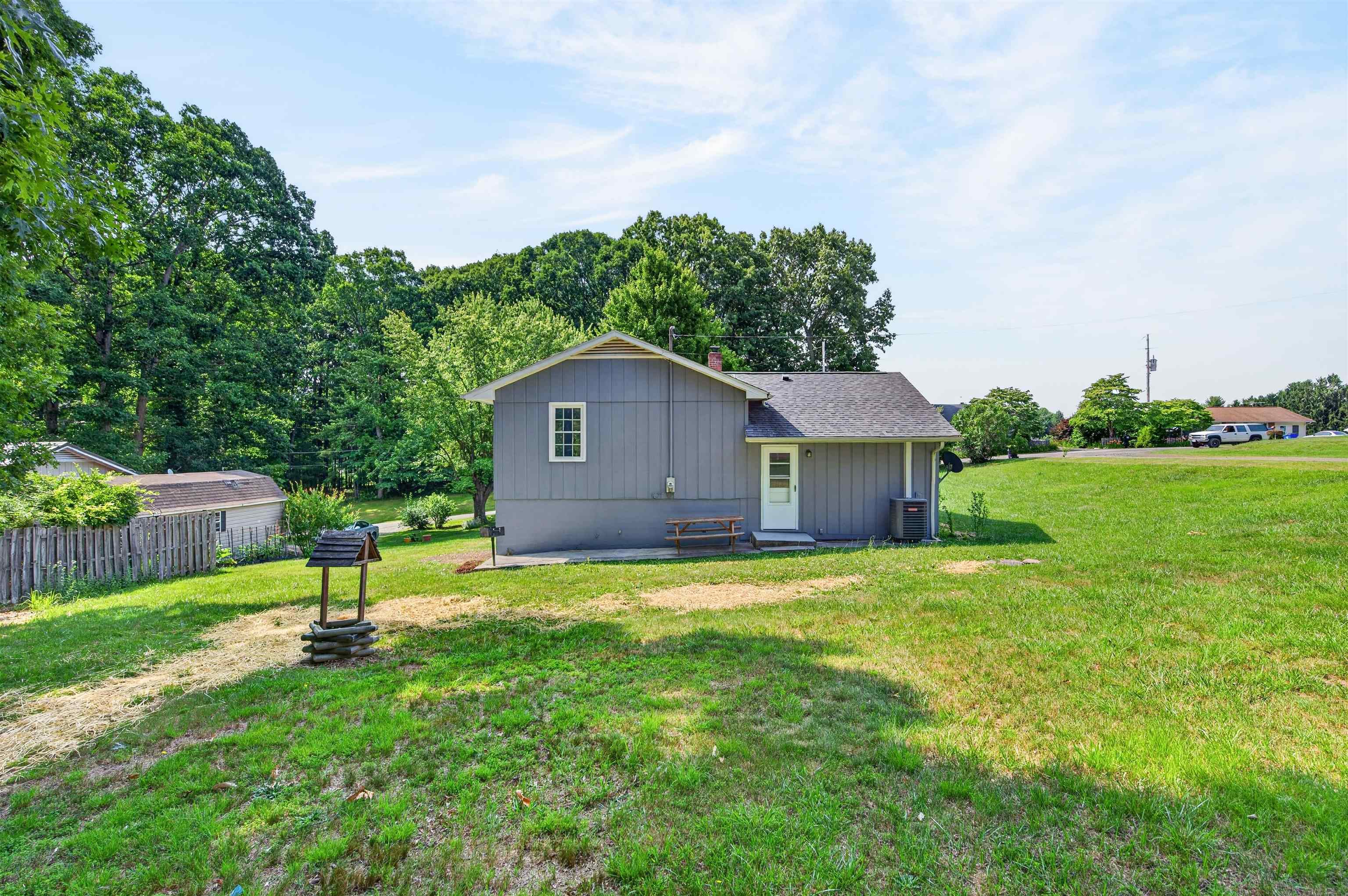 77 Amelia Drive Hillsville VA 24343