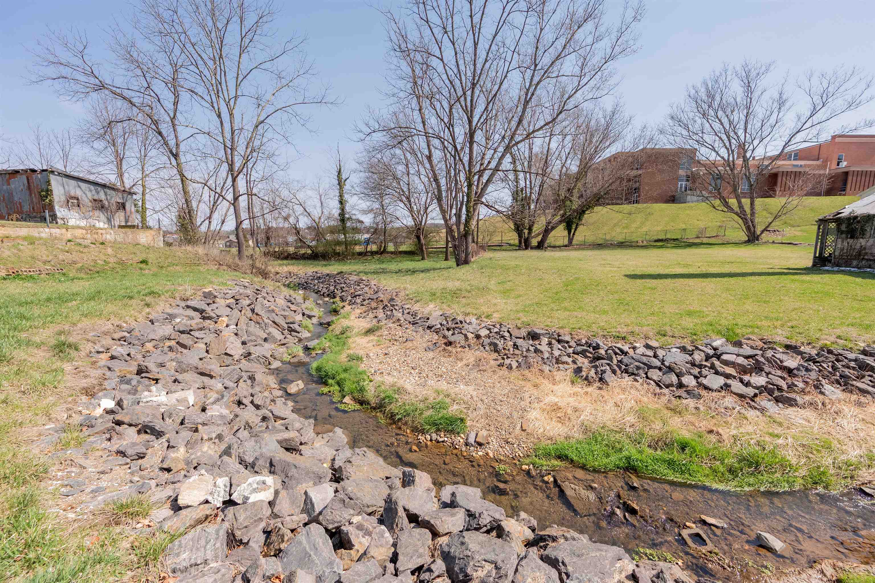 105 Swanson Street Galax VA 24333