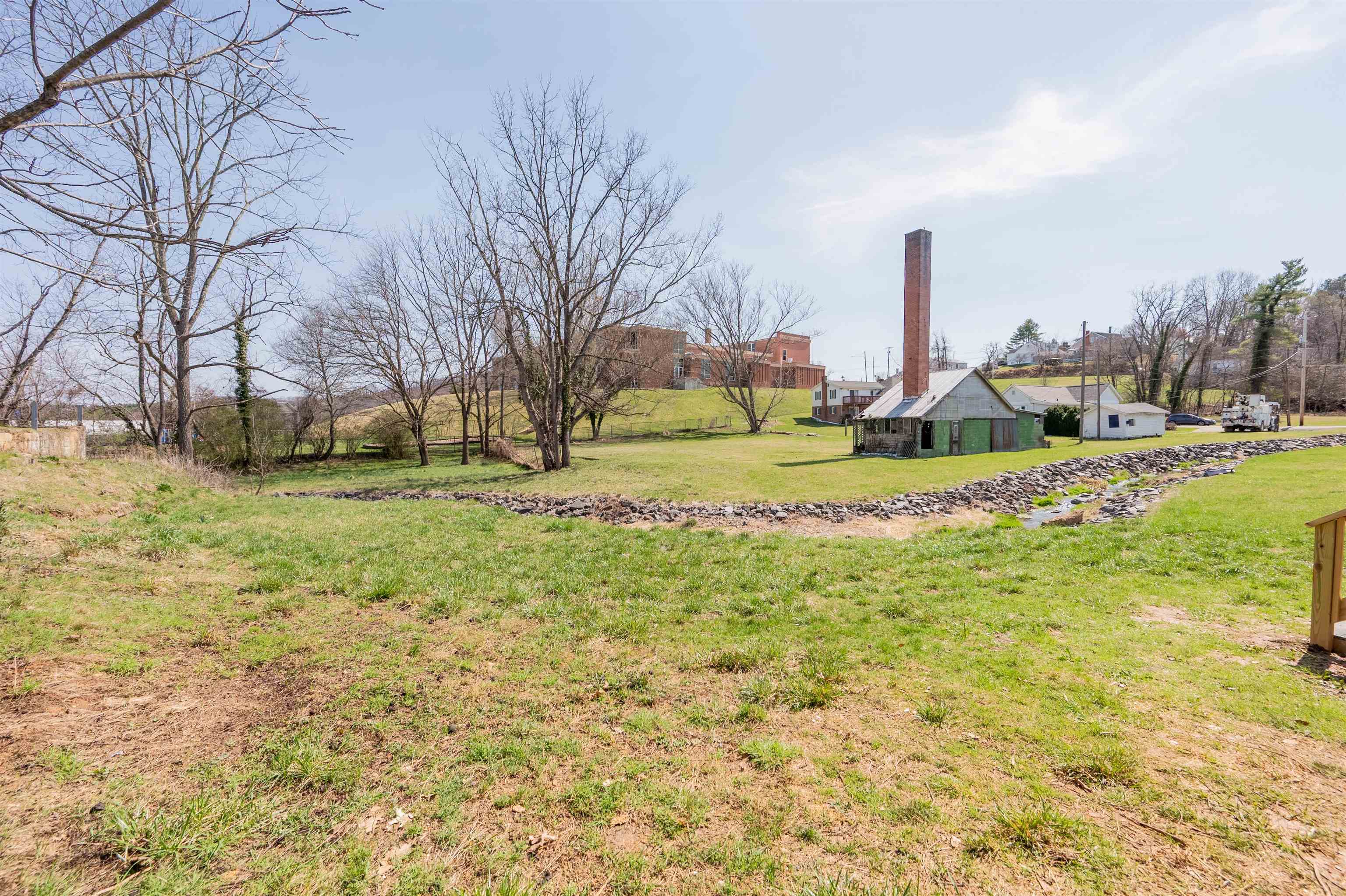 105 Swanson Street Galax VA 24333