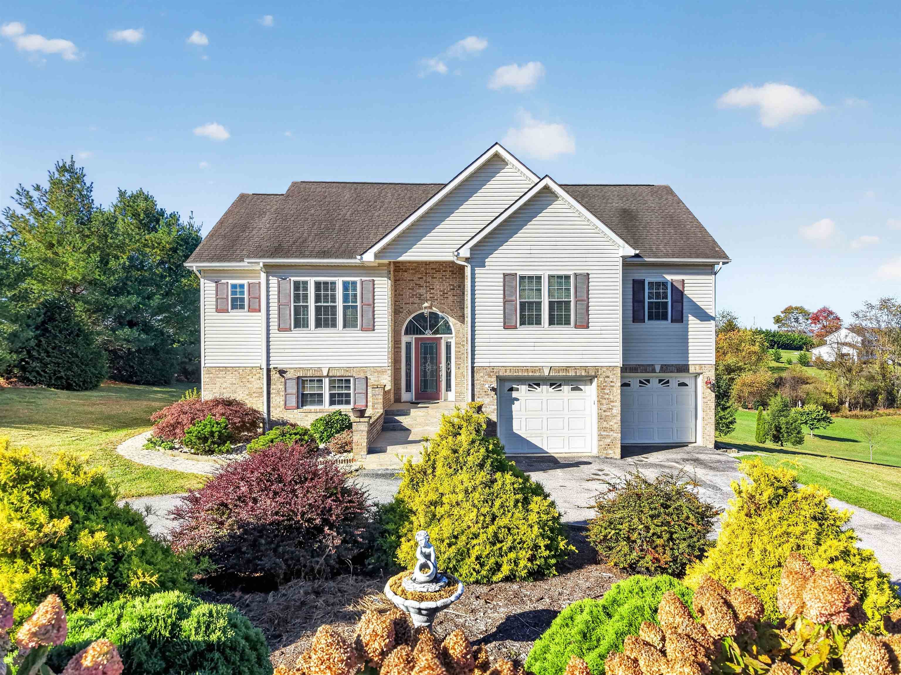 1701 Stratford View Drive Blacksburg VA 24060