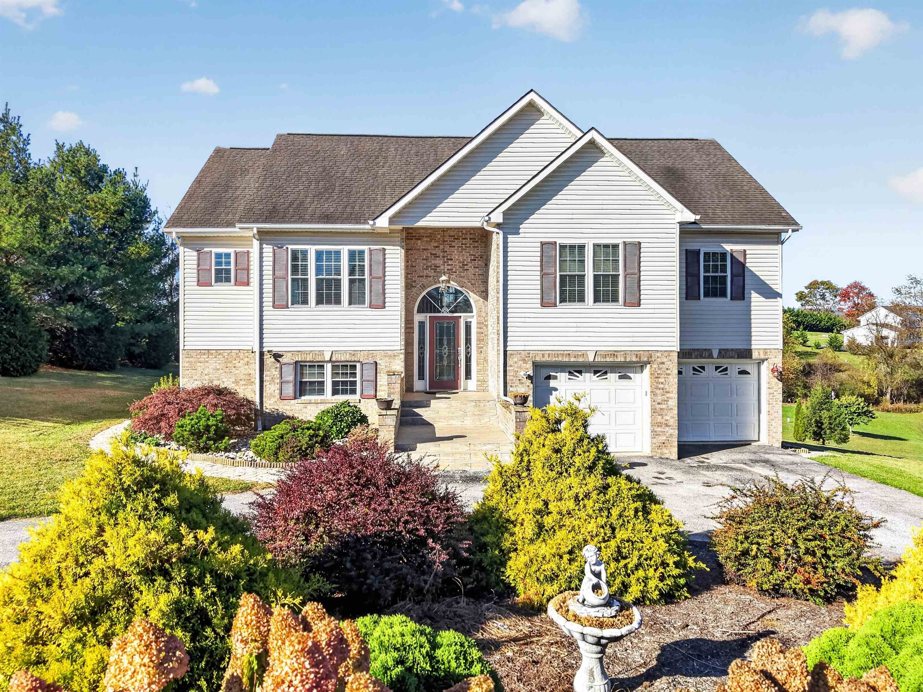 1701 Stratford View Drive Blacksburg VA 24060
