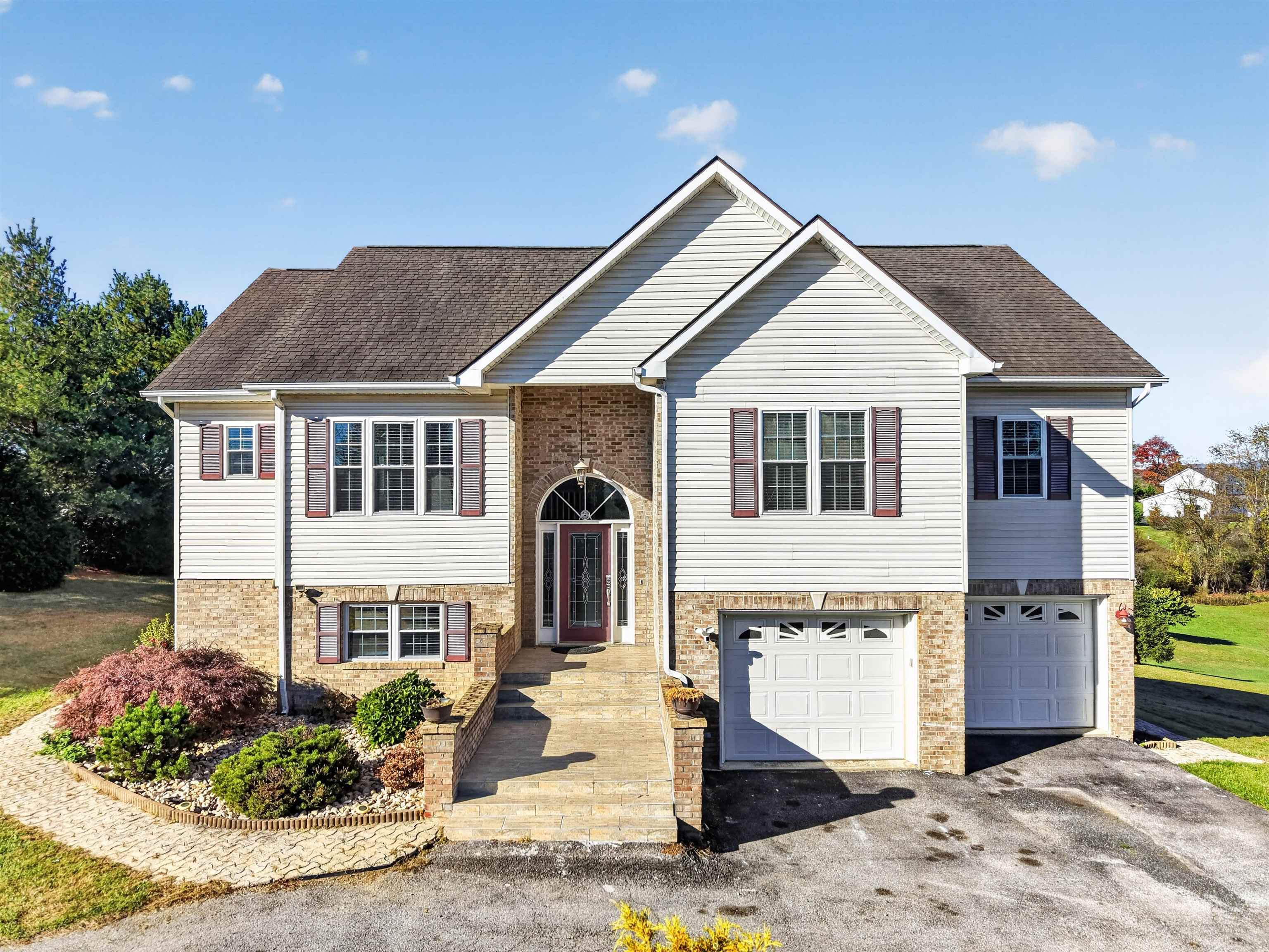 1701 Stratford View Drive Blacksburg VA 24060