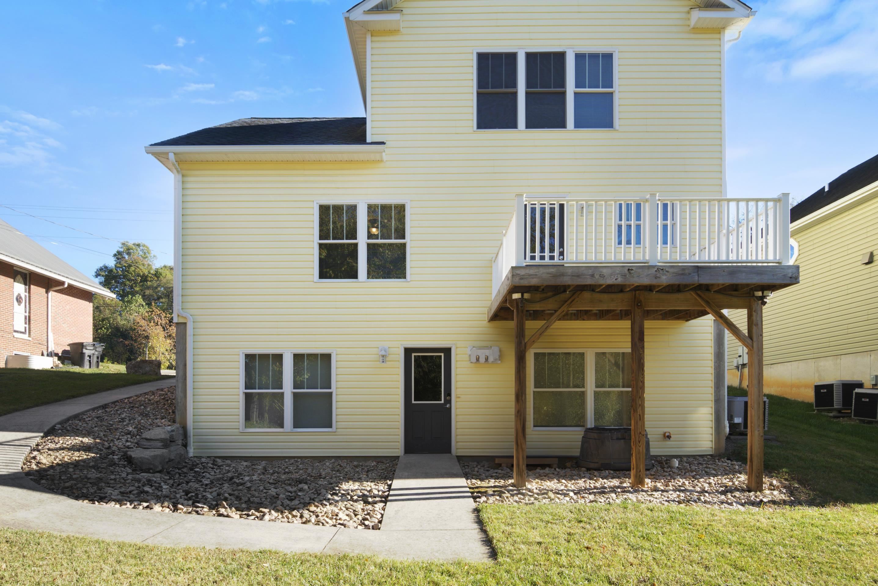 1740 West Street Radford VA 24141